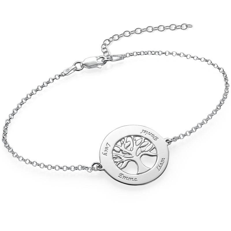 Family Tree Bracelet in 14K White Gold with Engraving