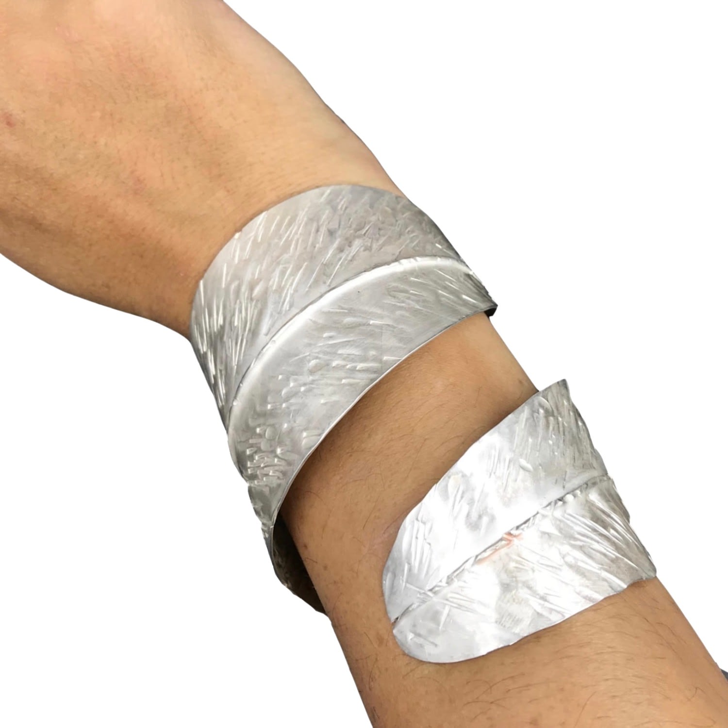 Farrah Hammered Silver Feather Cuff