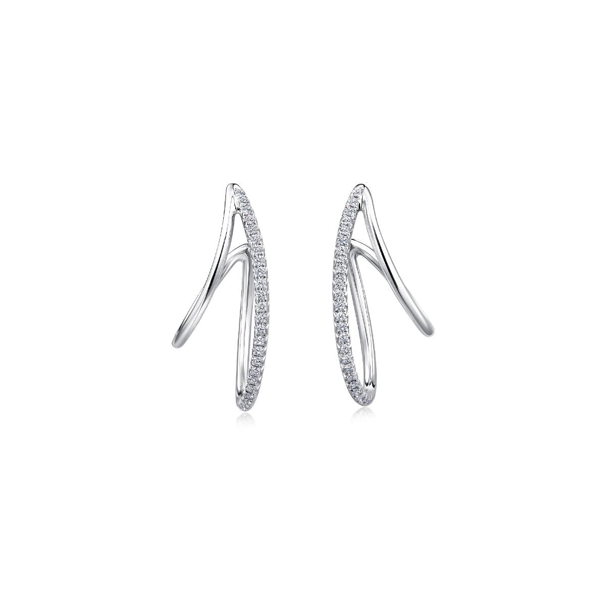 form-white-gold-diamond-earrings-chow-sang-sang