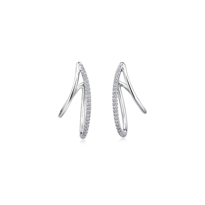 form-white-gold-diamond-earrings-chow-sang-sang