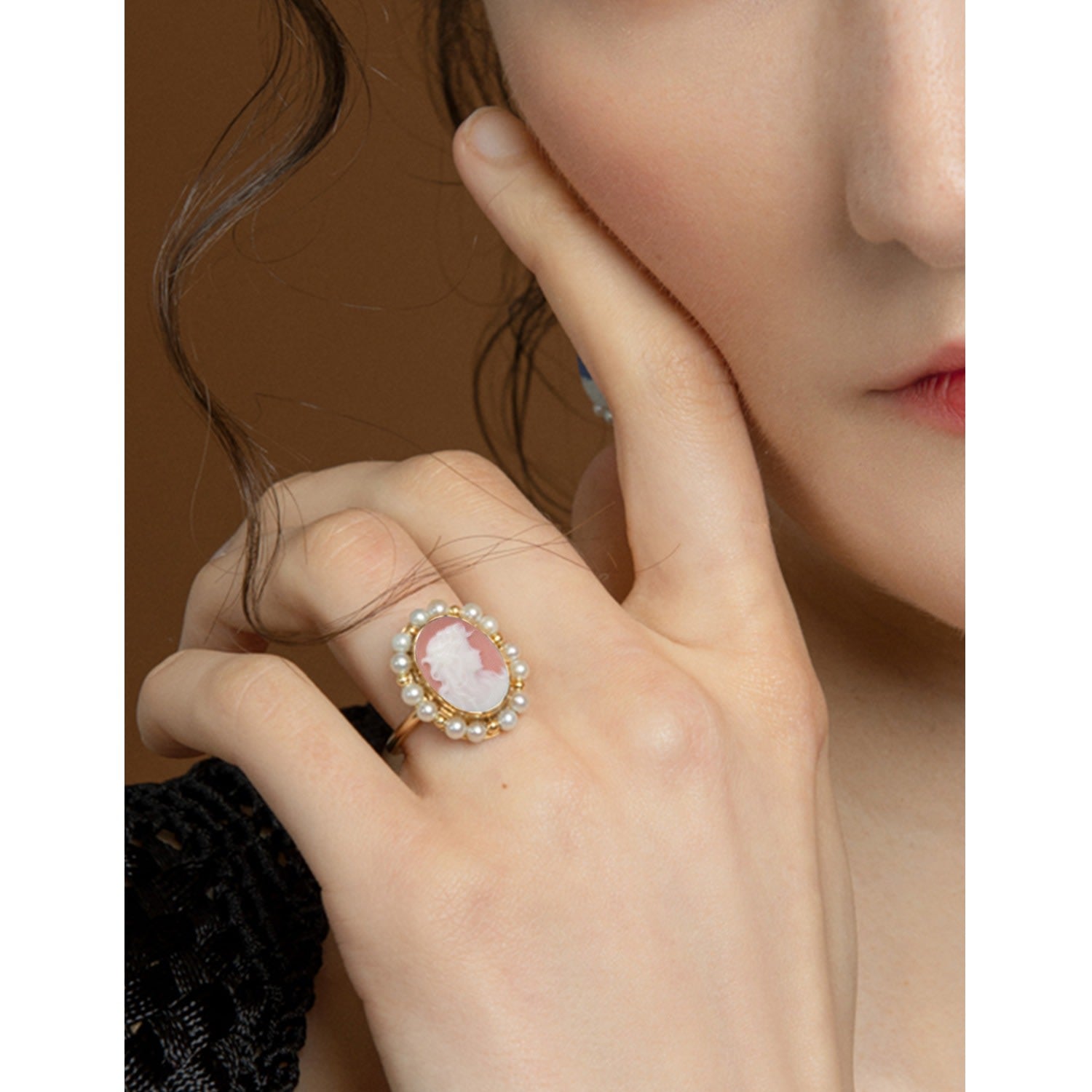 Little Lovelies Gold-Plated Pink Cameo Pearly Ring