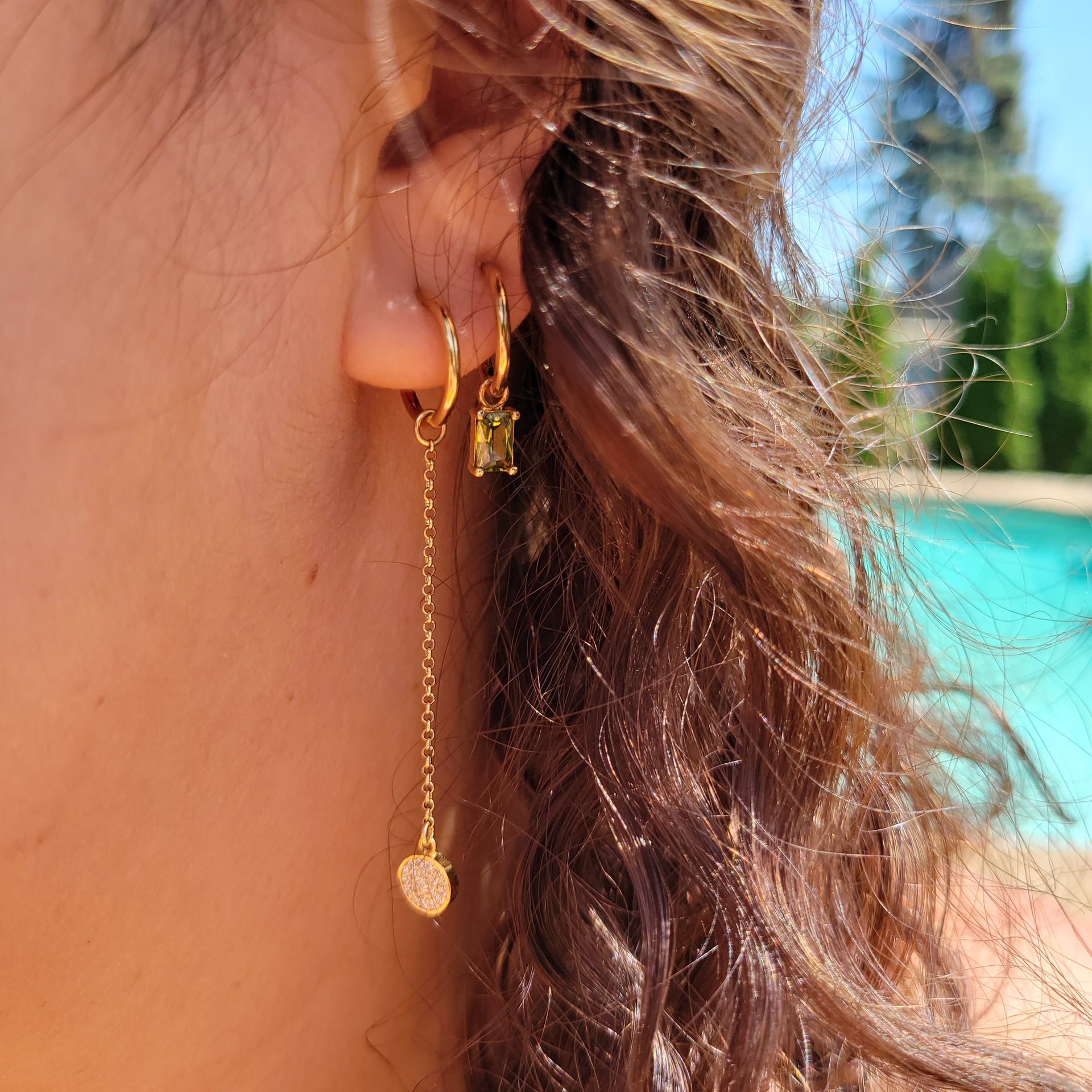 Single Earring Round Cz Charm With Chain - Gold