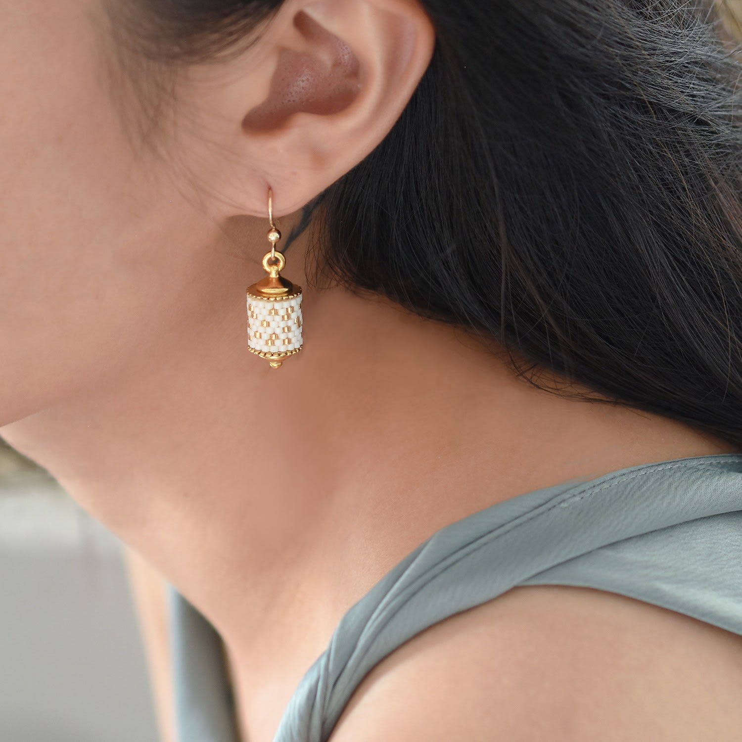 Everyday Drop Earrings - White Gold Dots