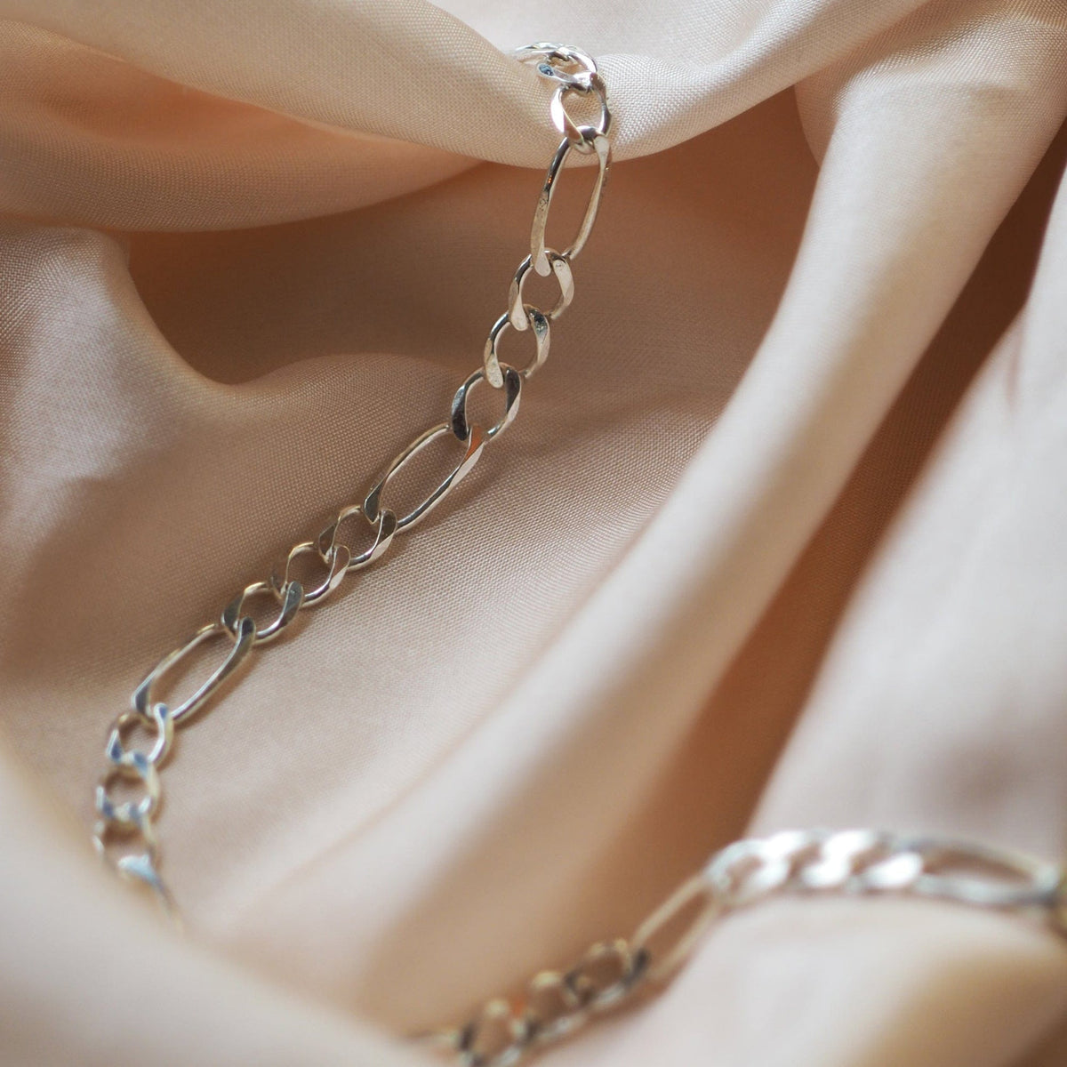 figaro-chain-necklace-925-sterling-silver-daisy-london