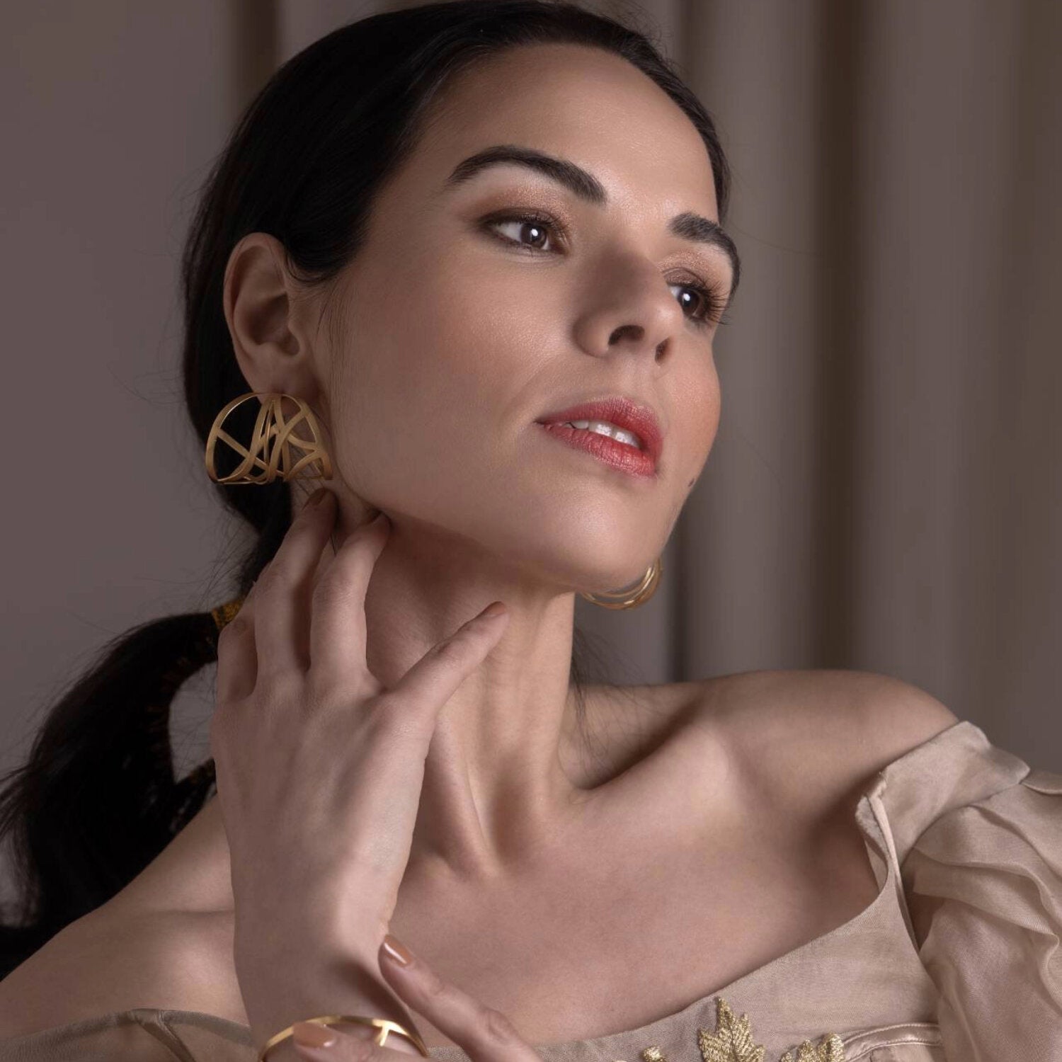 Fine Line Hoop Earrings