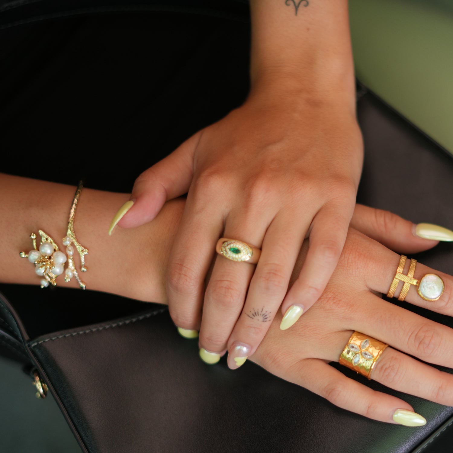 Floral Pearl & Gold Elegant Bridal Bracelet - Pearl