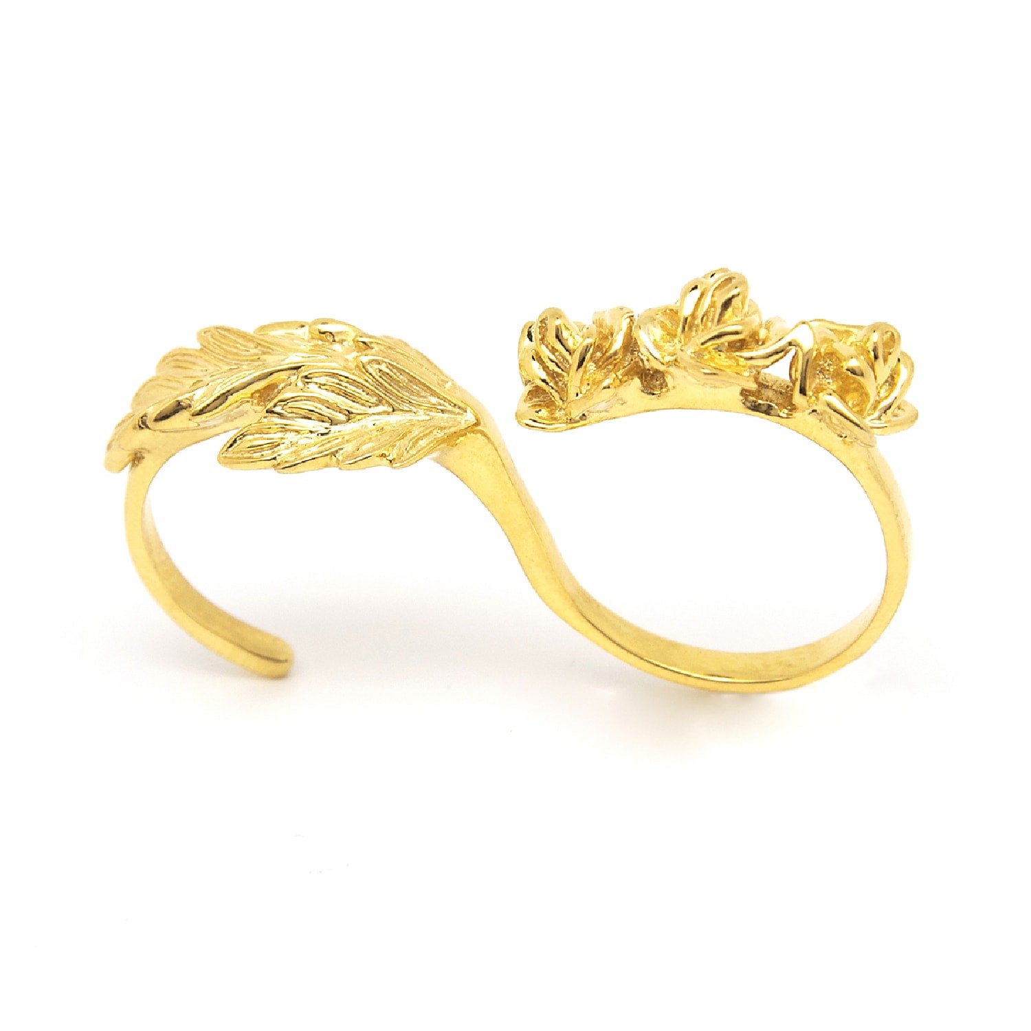 Two-Finger Ring Adorned With Roses And Leaves In Gold-Plated Sterling Silver