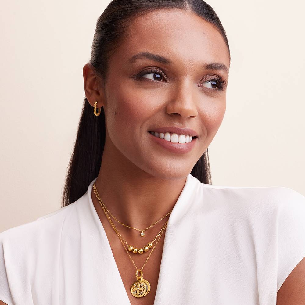 Floret Photo Pendant Necklace in 18K Gold Vermeil with 0.15CT Diamonds