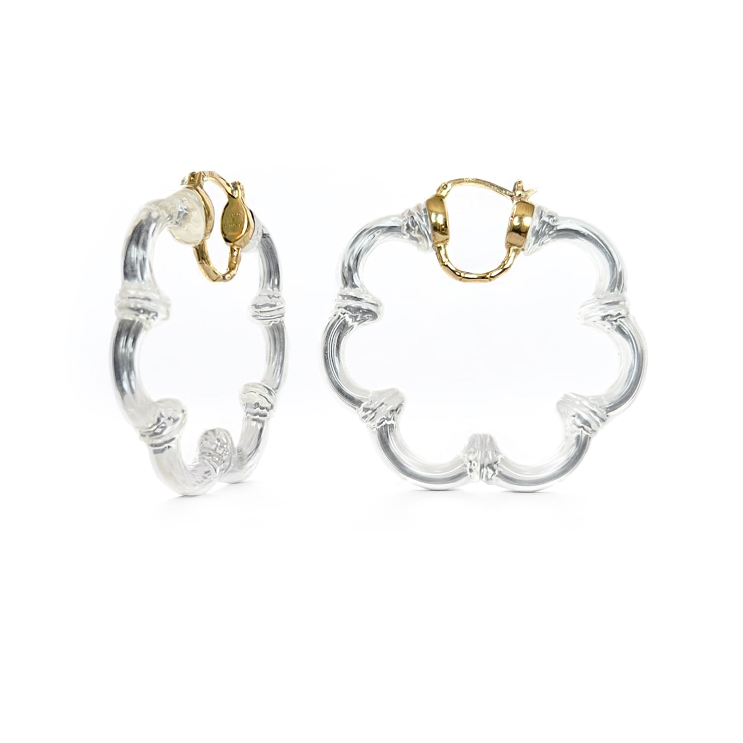 Flower Bamboo Lucite Hoop Earrings In Clear