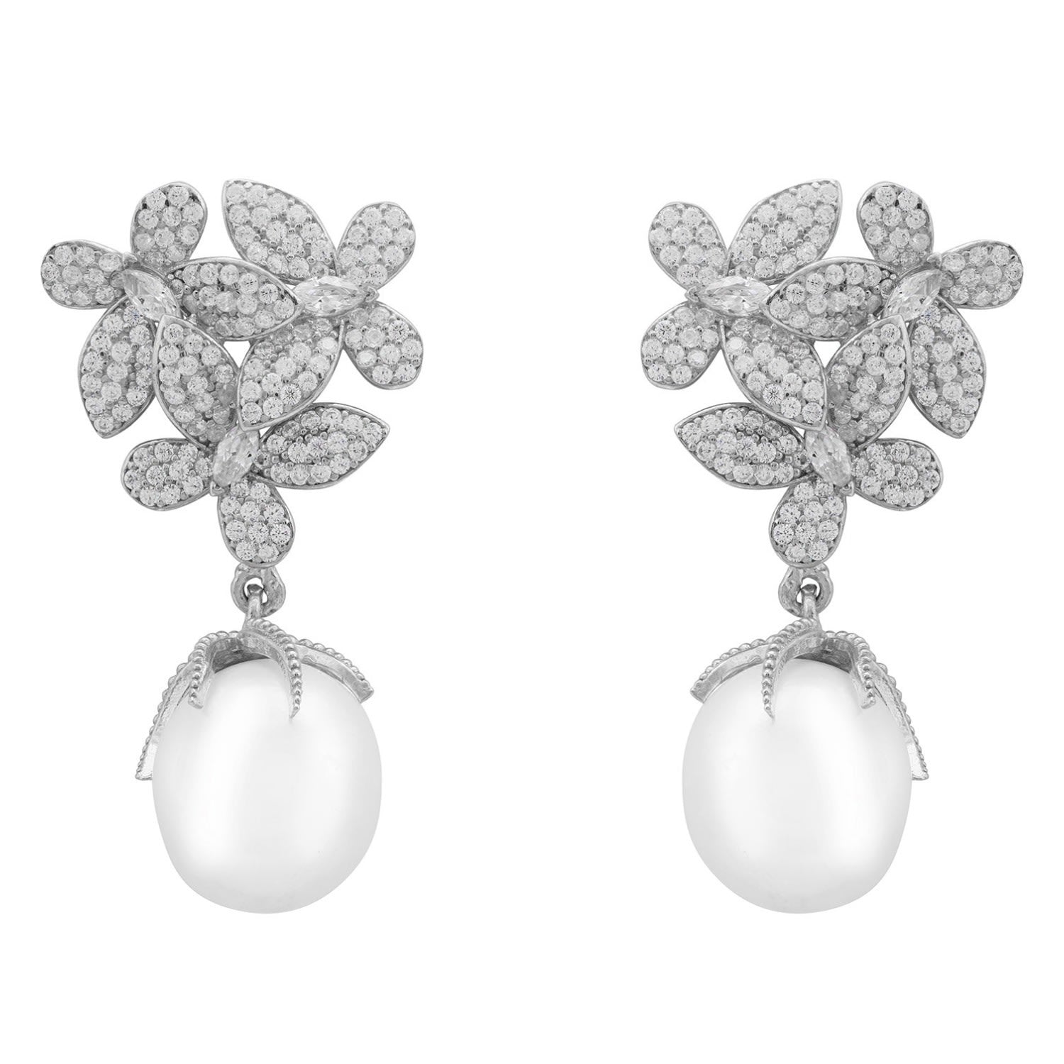 Flowers Pearl Earrings Silver White
