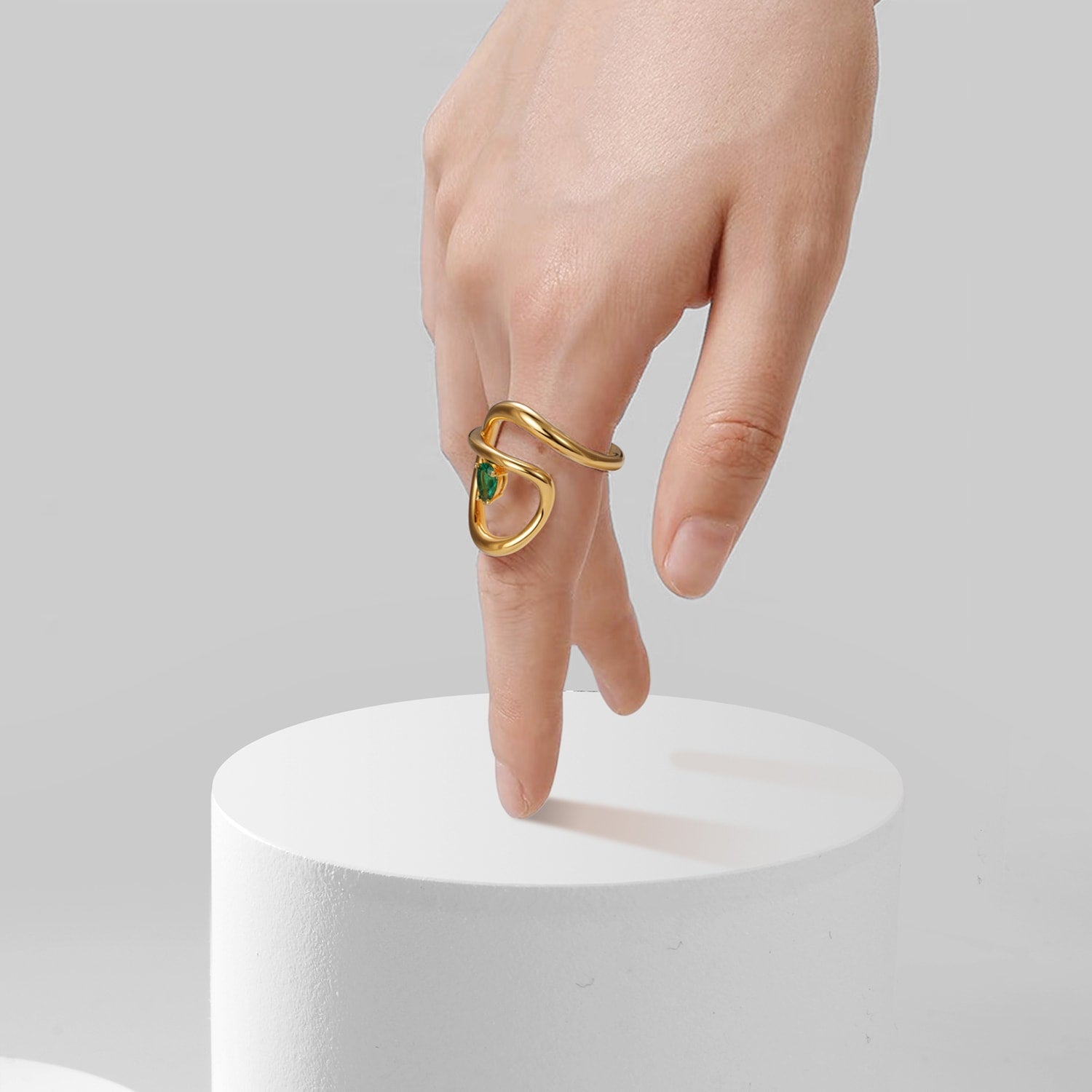 Flowing Waterdrop Solitaire Ring - Gold, Clear Stone