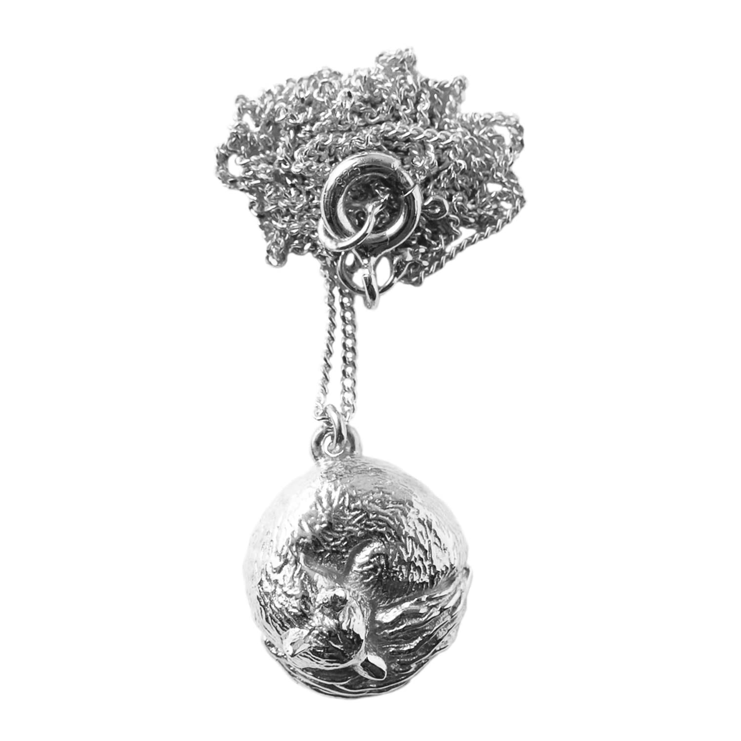 Fox Necklace – Small, Sleeping - Silver