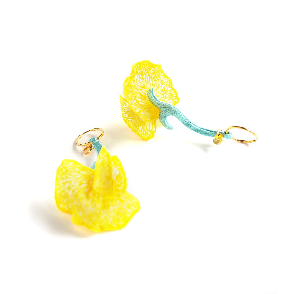 Fragrant Vines Embroidery Earrings - Yellow