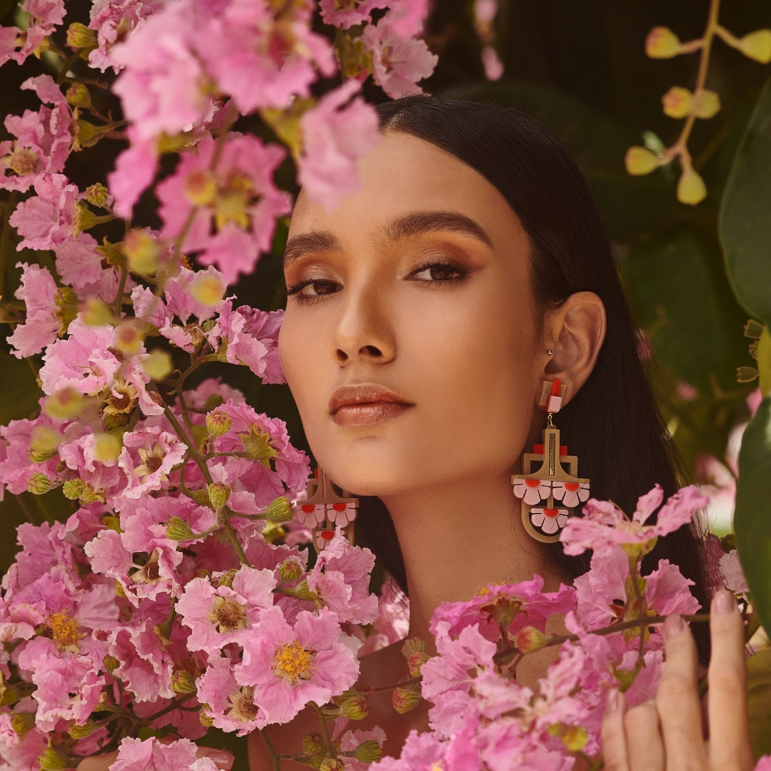 Handmade Acrylic Earring Pendant Three Flowers Black / Pink