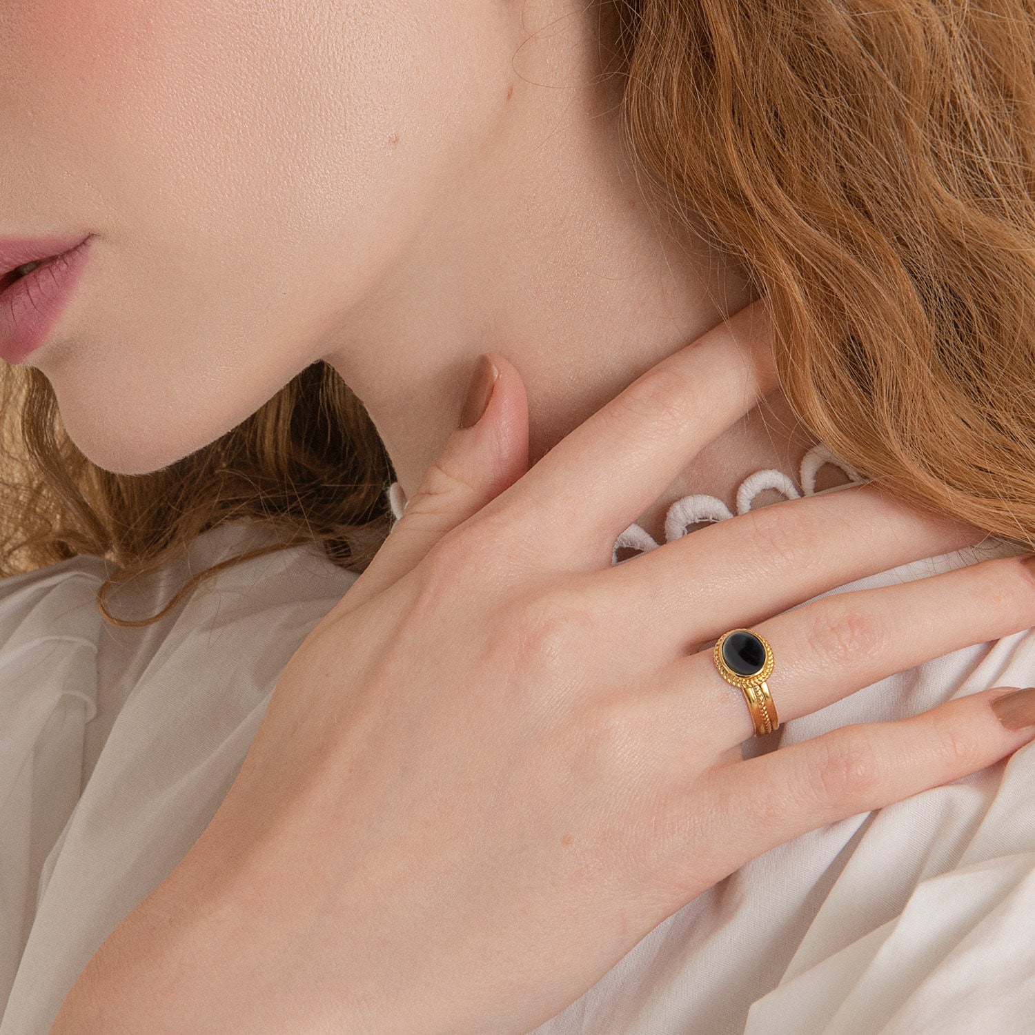 Fascetta Gold-Plated Onyx Ring