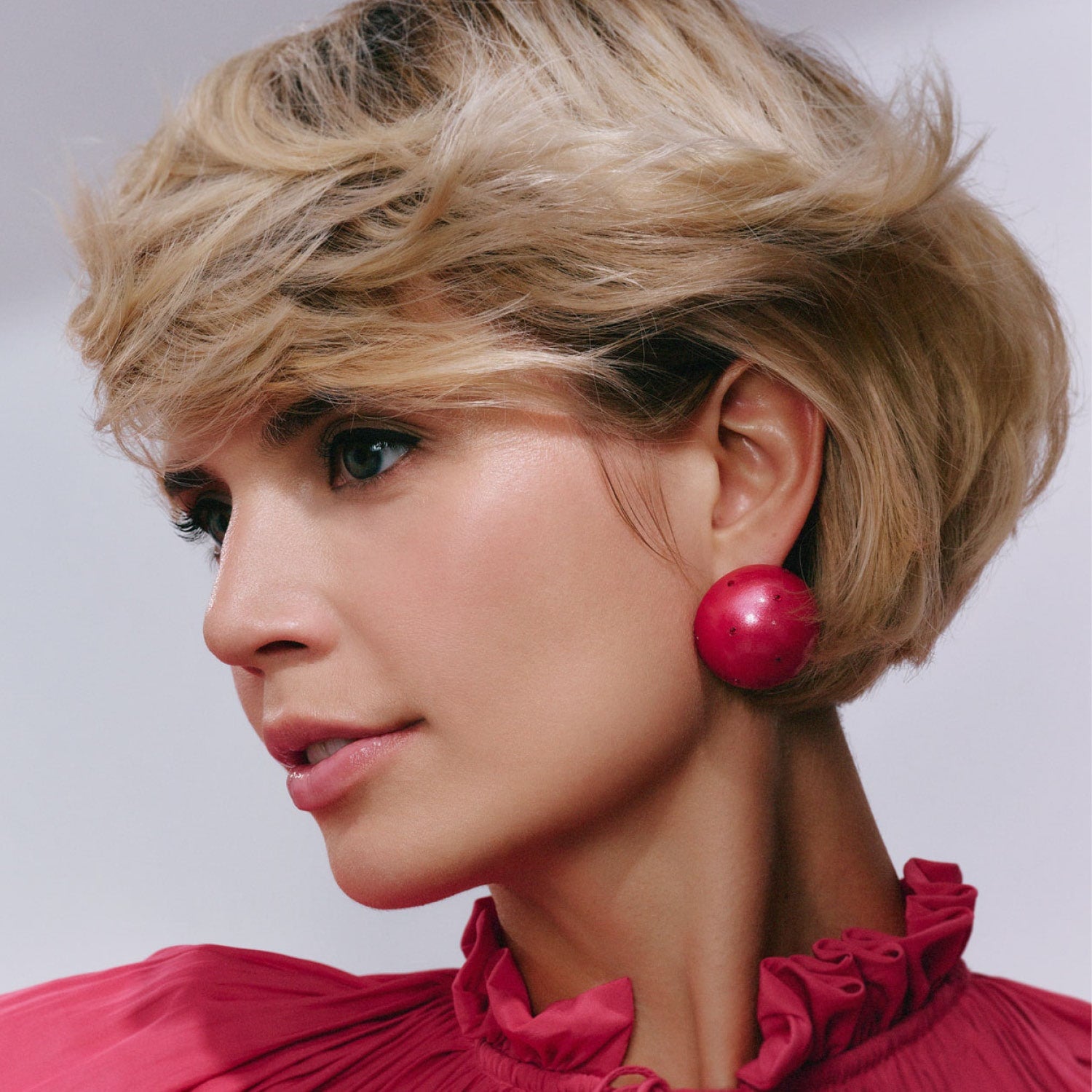 Gaia Midi Crystal Earrings In Coral Sunset