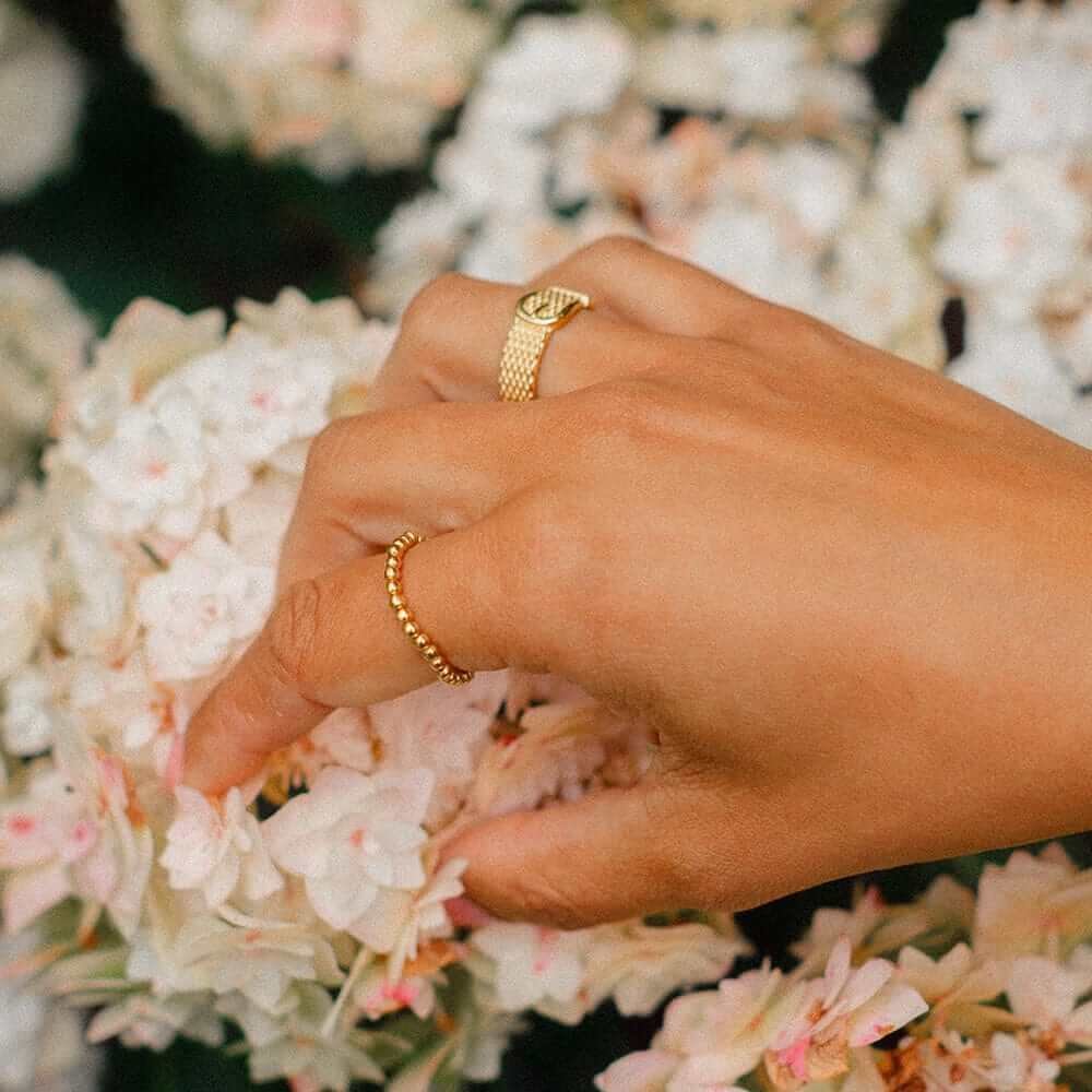 shrimps-belt-ring-daisy-london
