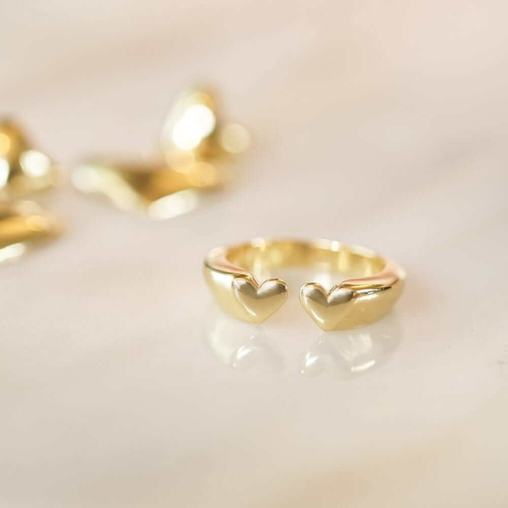 heart-signet-ring-daisy-london