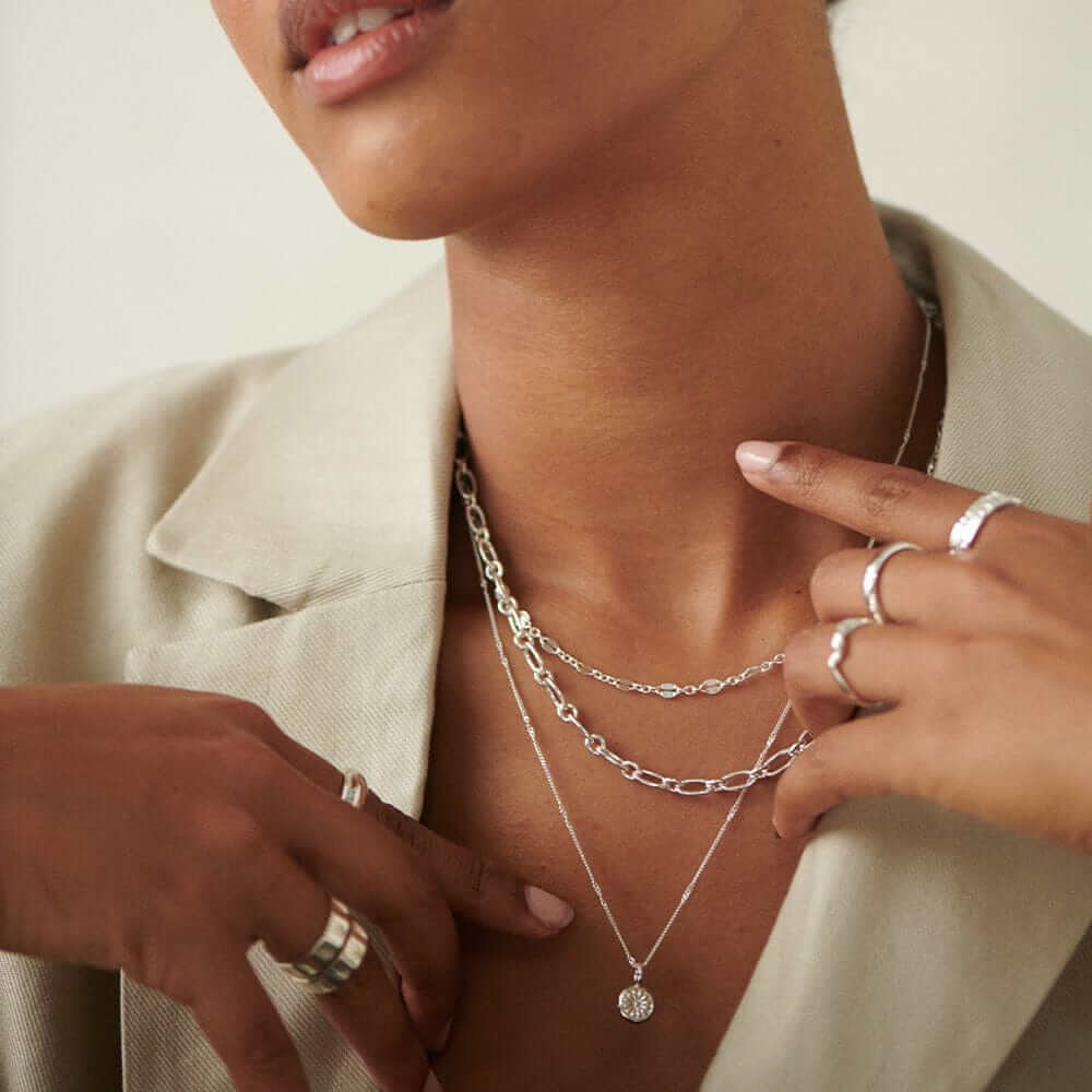 chunky-linked-chain-necklace-daisy-london