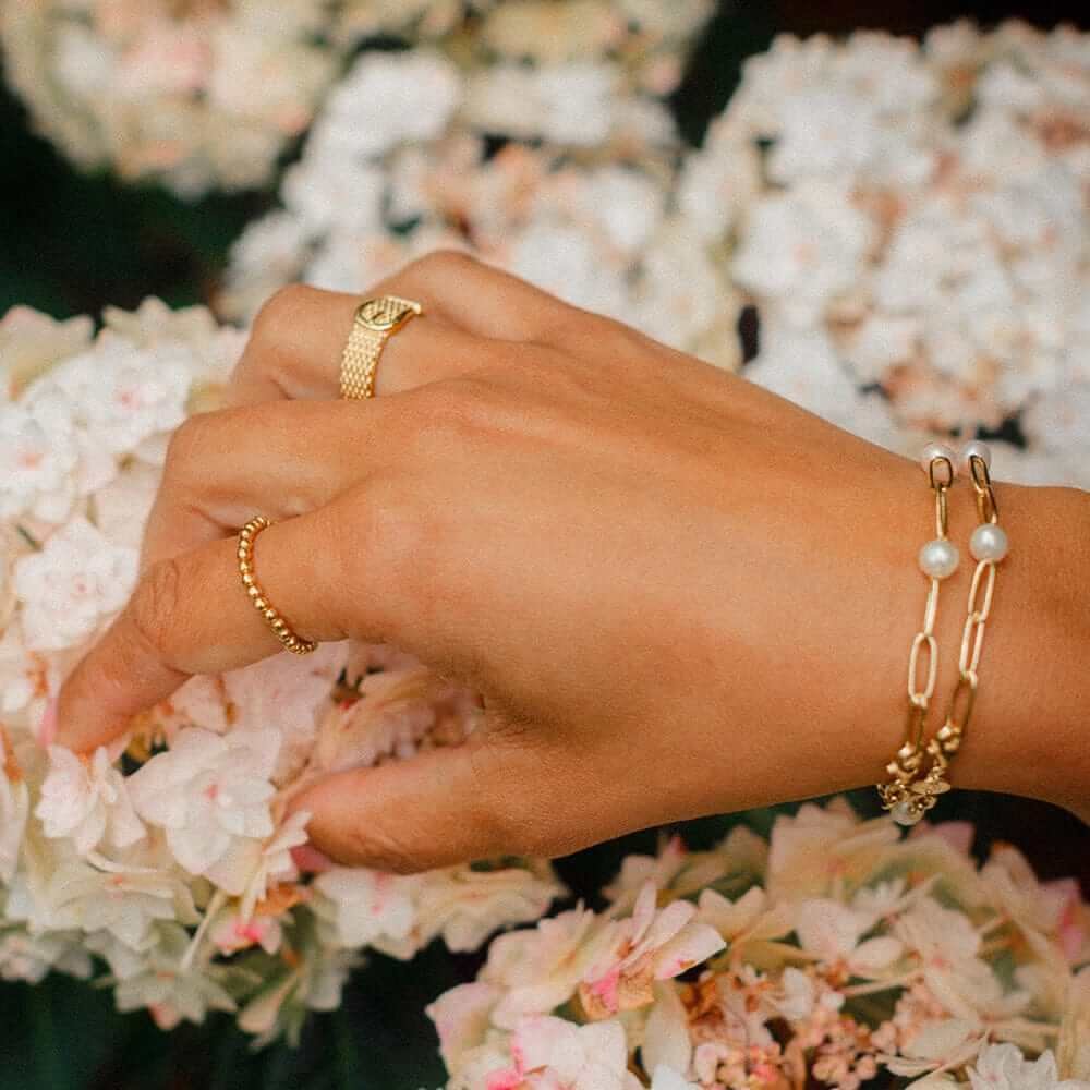 shrimps-pearl-bracelet-daisy-london