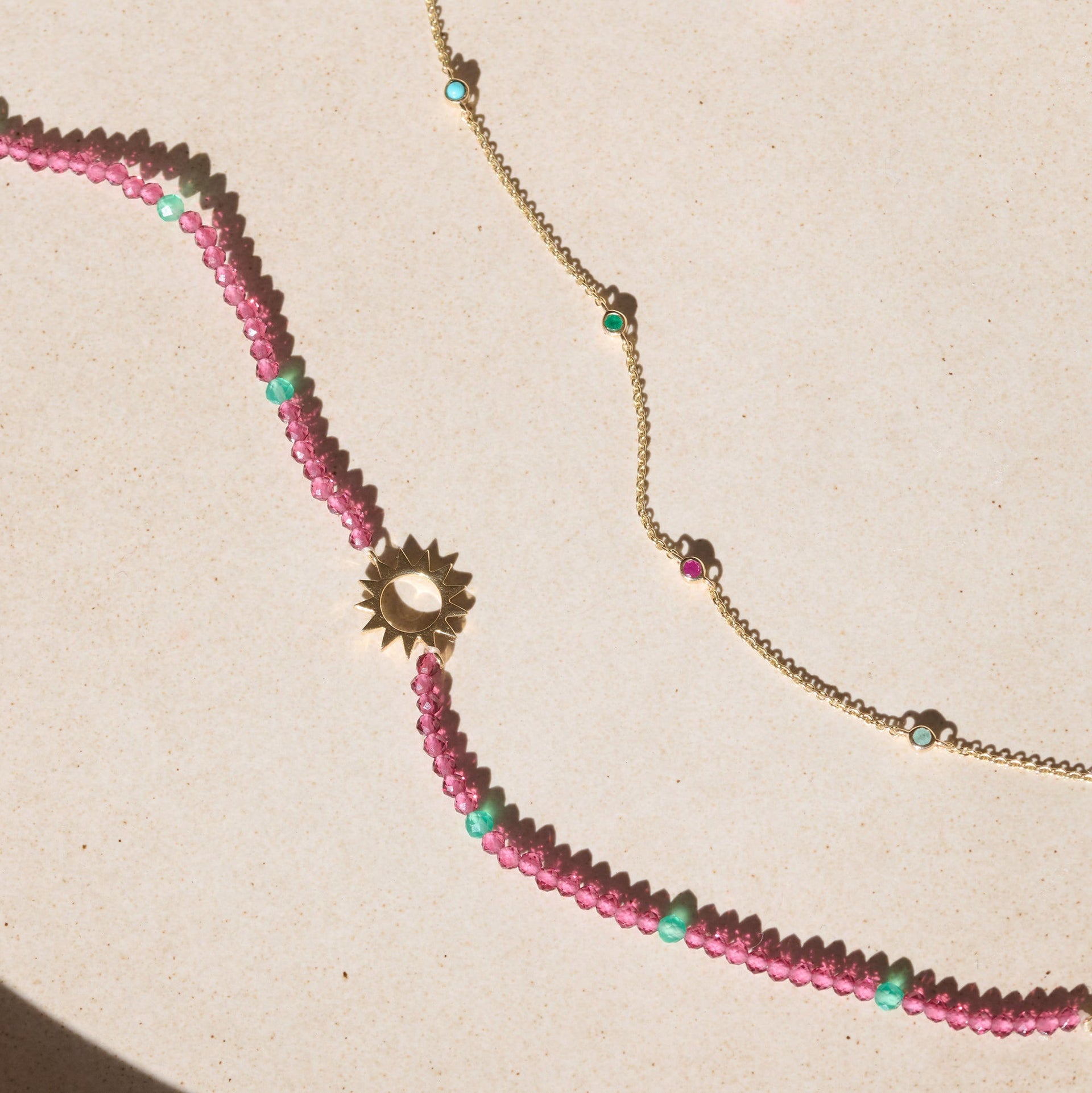 Sunburst Silhouette Pink Quartz & Onyx Beaded Bracelet 9K Gold