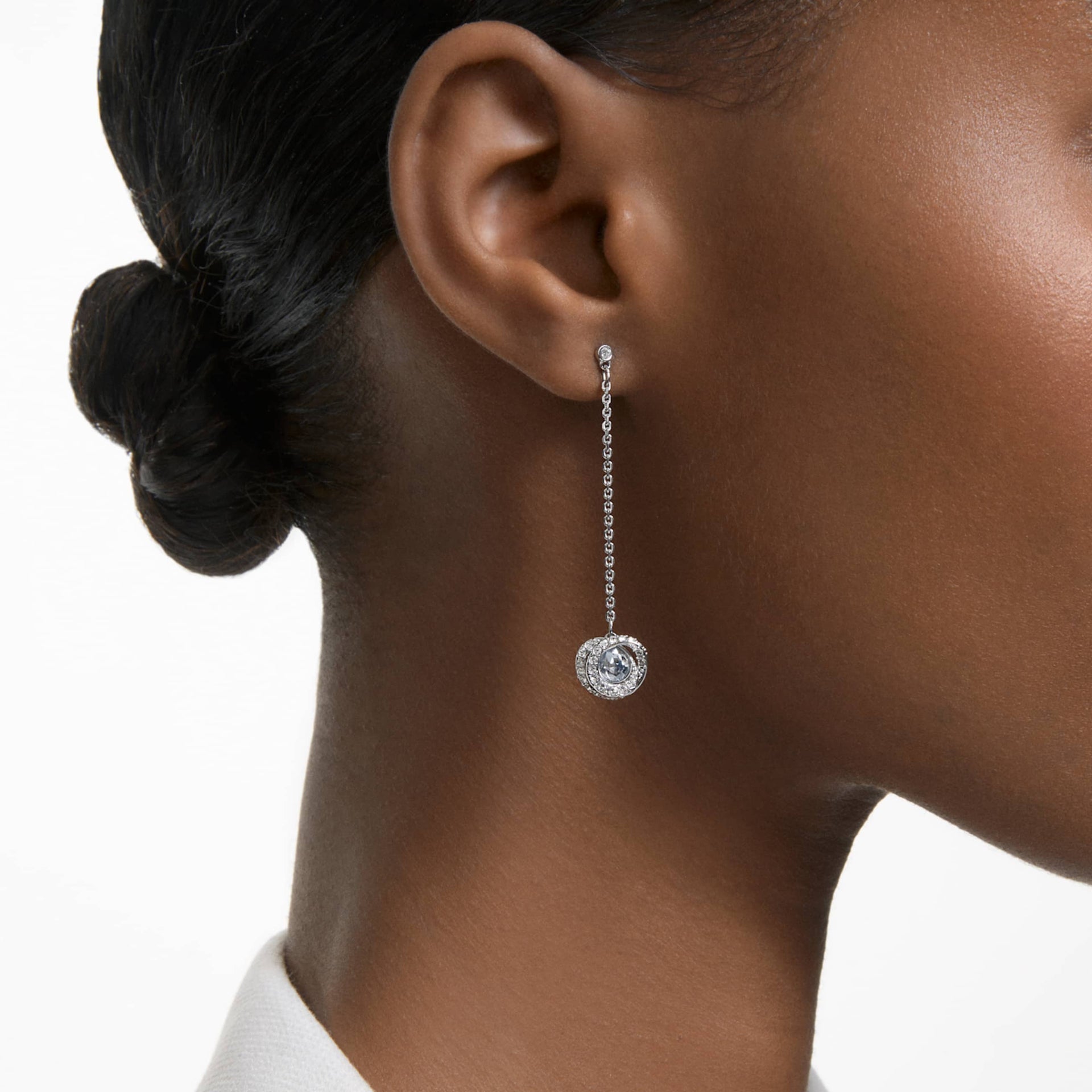 GENERATION DROP EARRINGS LONG WHITE RHODIUM PLATED