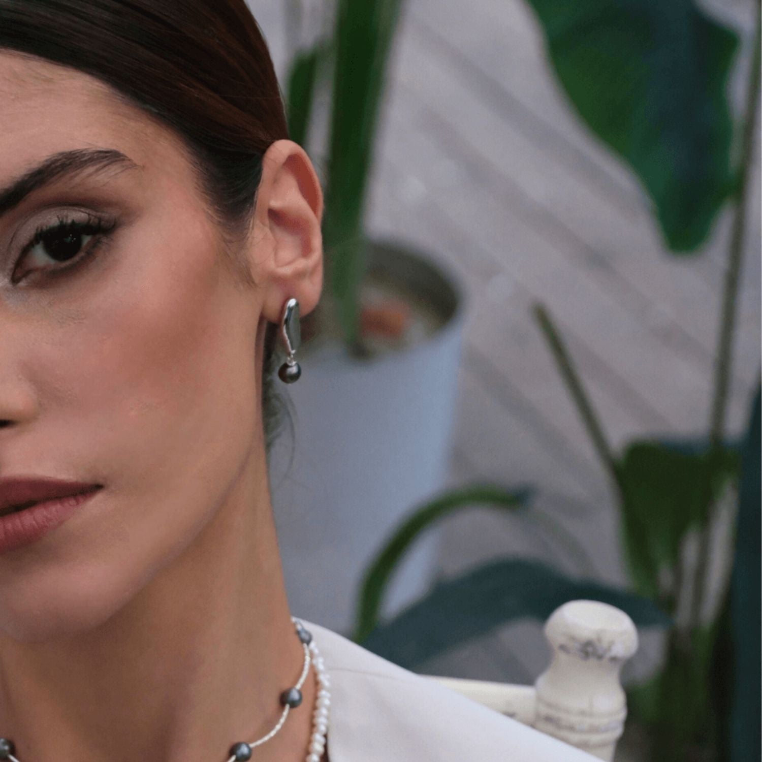 Gera Black Pearl Dangle Earrings Silver