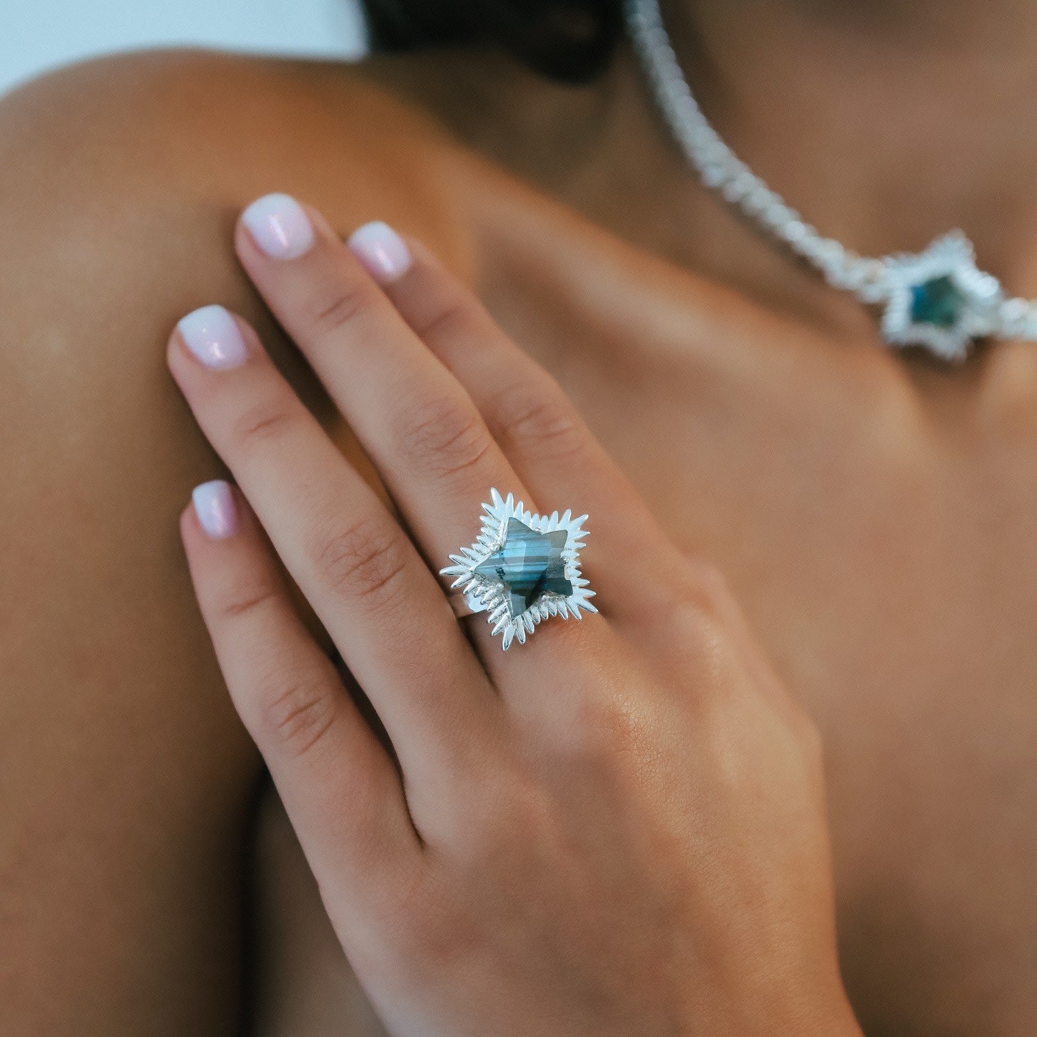 Gigi Labradorite Spiky Star Ring | Sterling Silver
