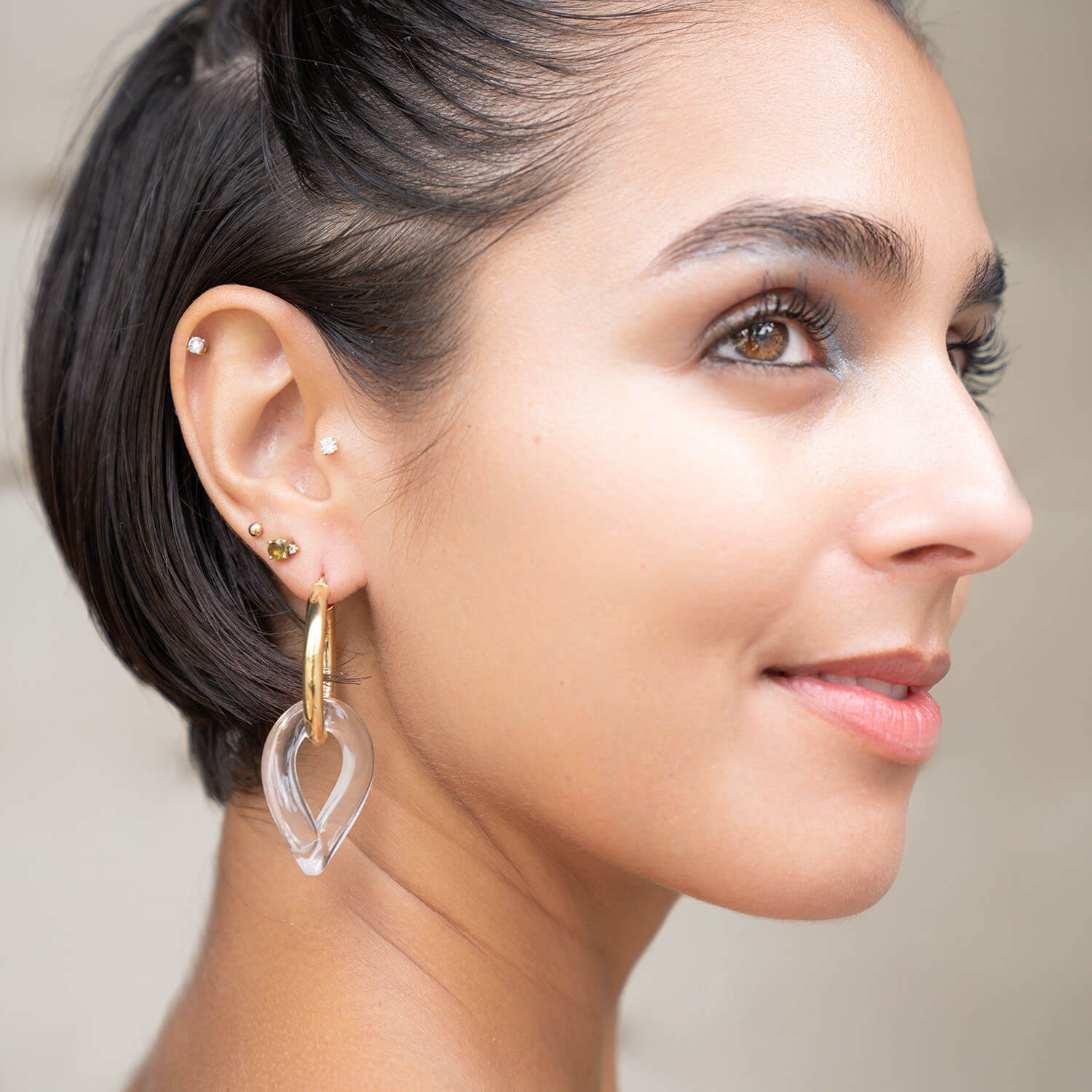 Gold And Lucite Curb Link Drop Hoop Earrings In Clear