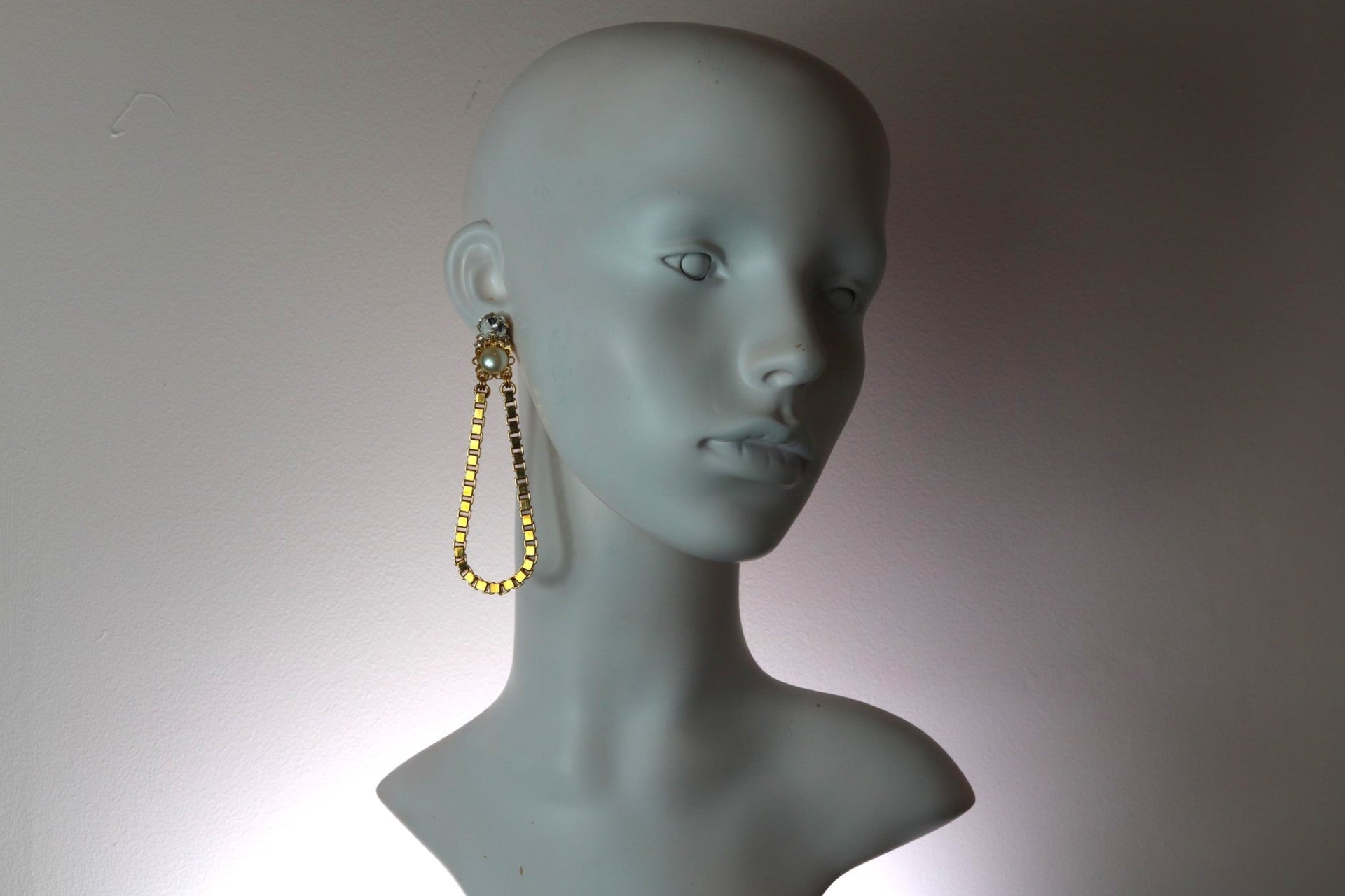 Gold Chain Loop Earrings