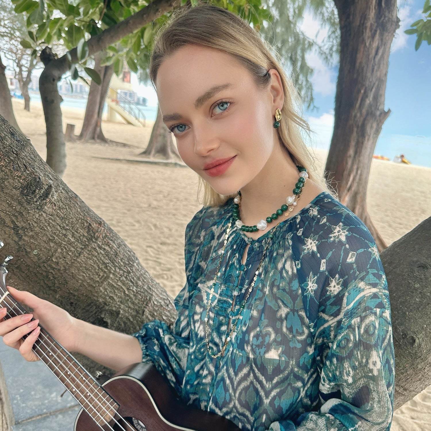 Gold Chain With Green Gemstones And White Pearls Long Necklace