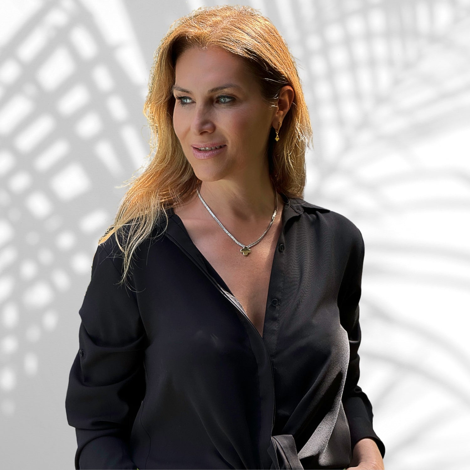 Gold Clover Charm Baguette Diamond Necklace - Gold