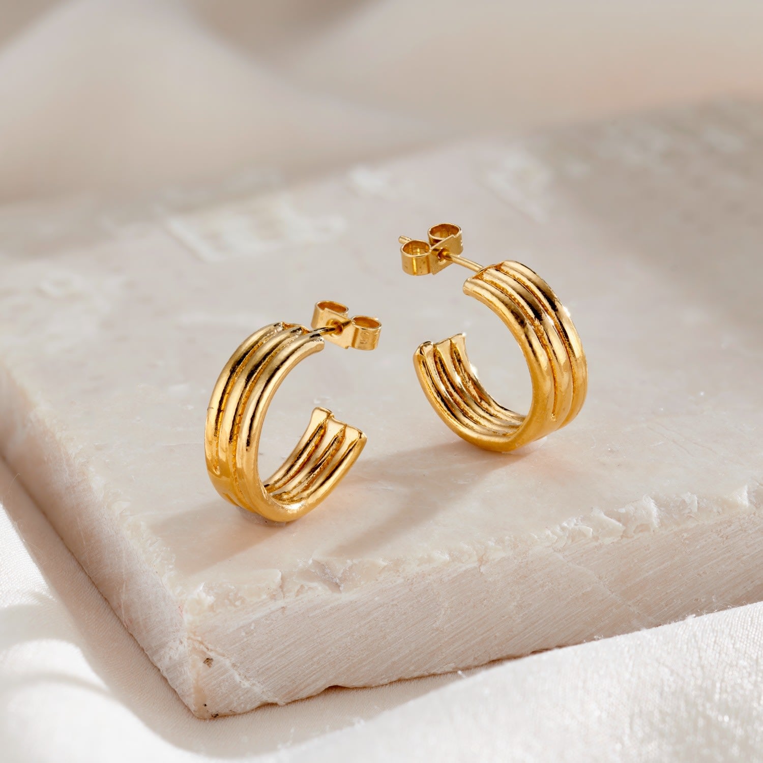 Gold Column Hoop Earrings