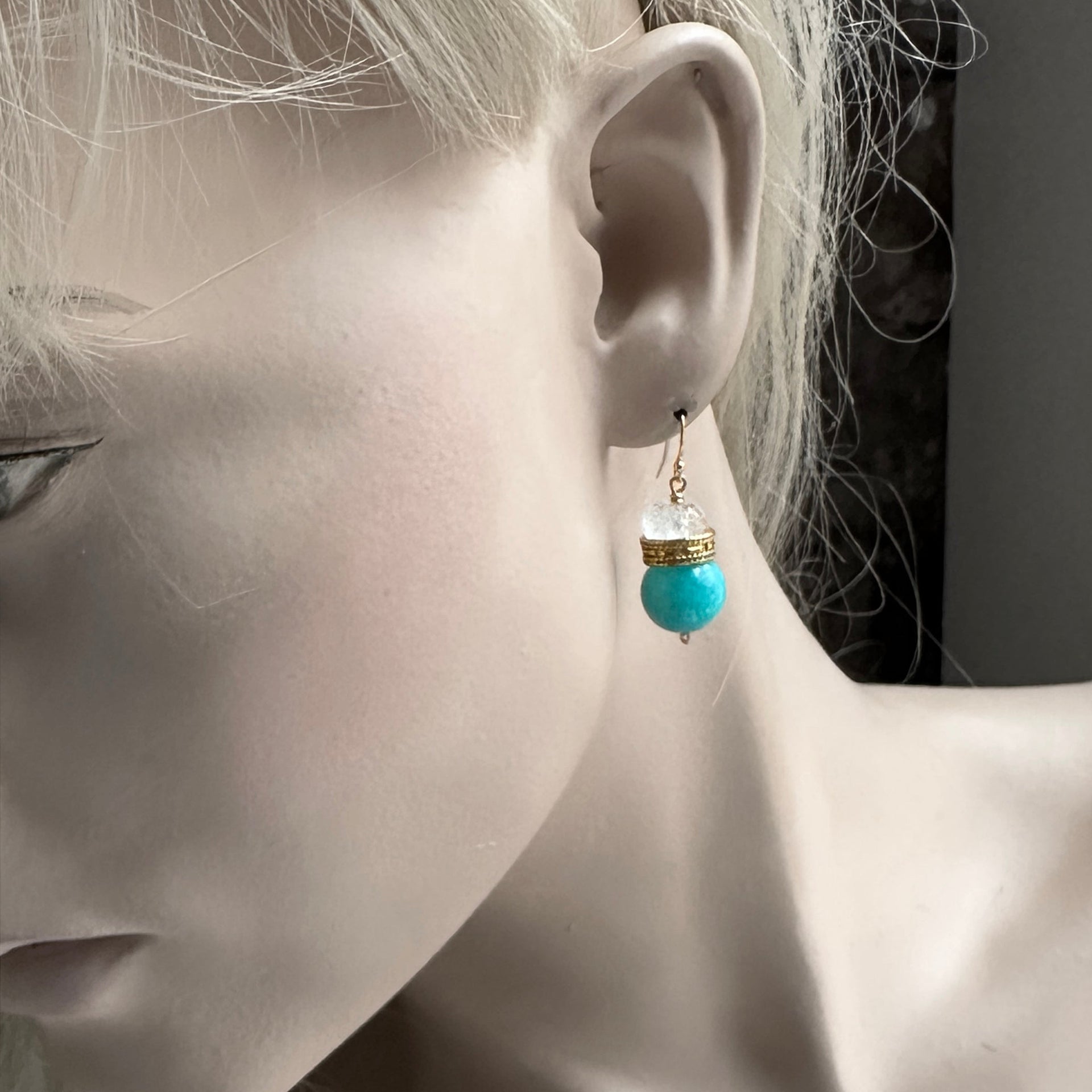 Gold Earring With Amazonite And Moonstone