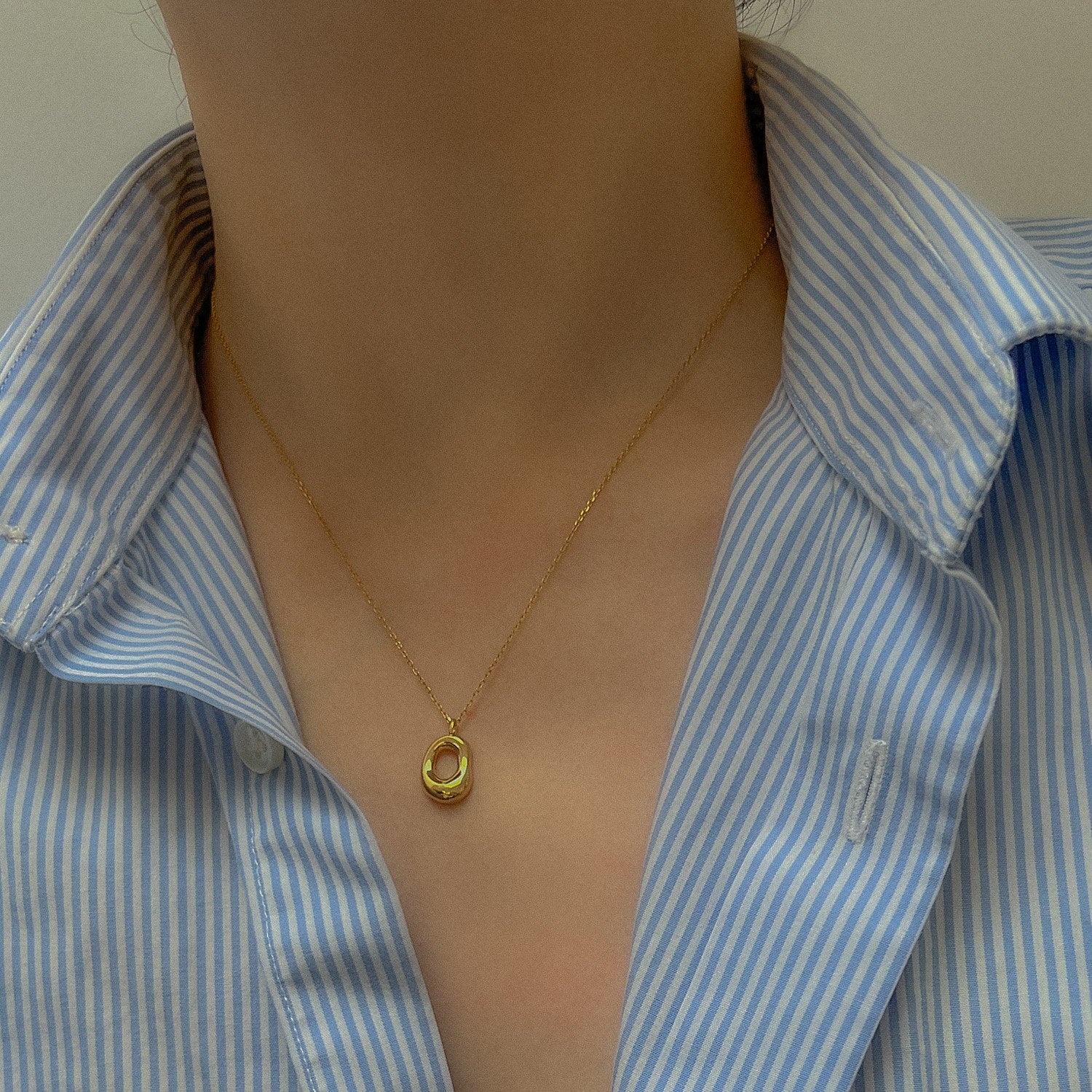 Gold Petit Poire Necklace