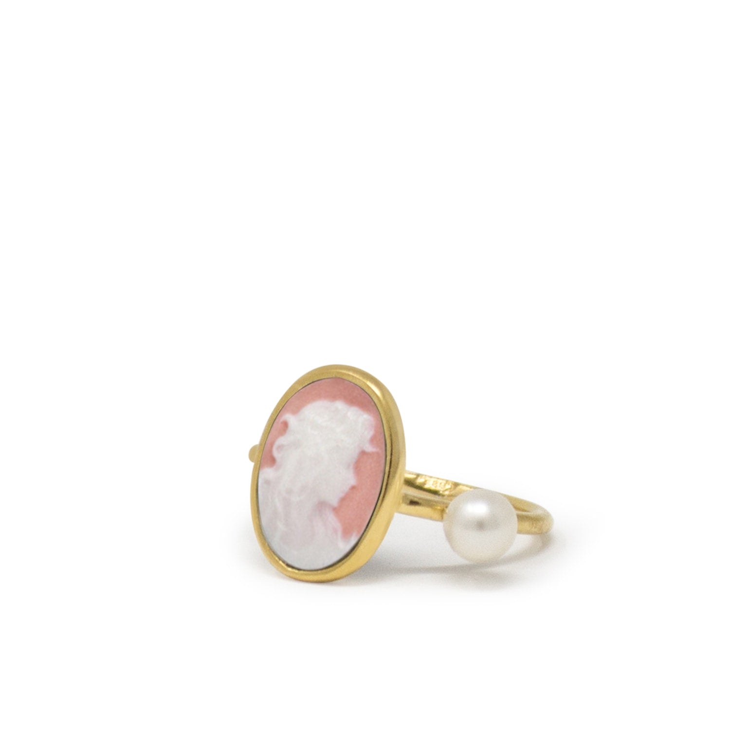 Gold-Plated Pink Mini Cameo Ring With A Pearl