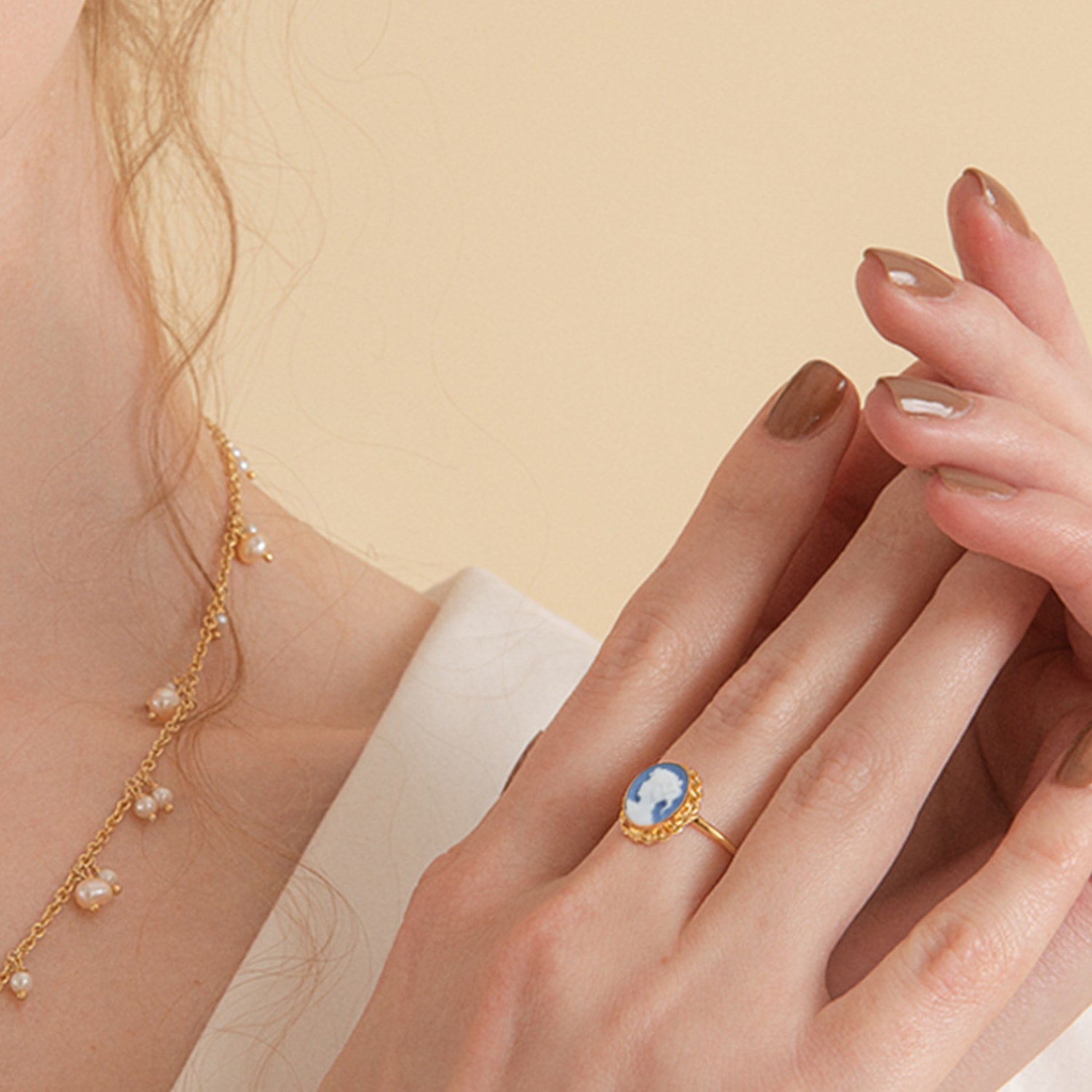 Gold-Plated Sky Blue Mini Cameo Ring