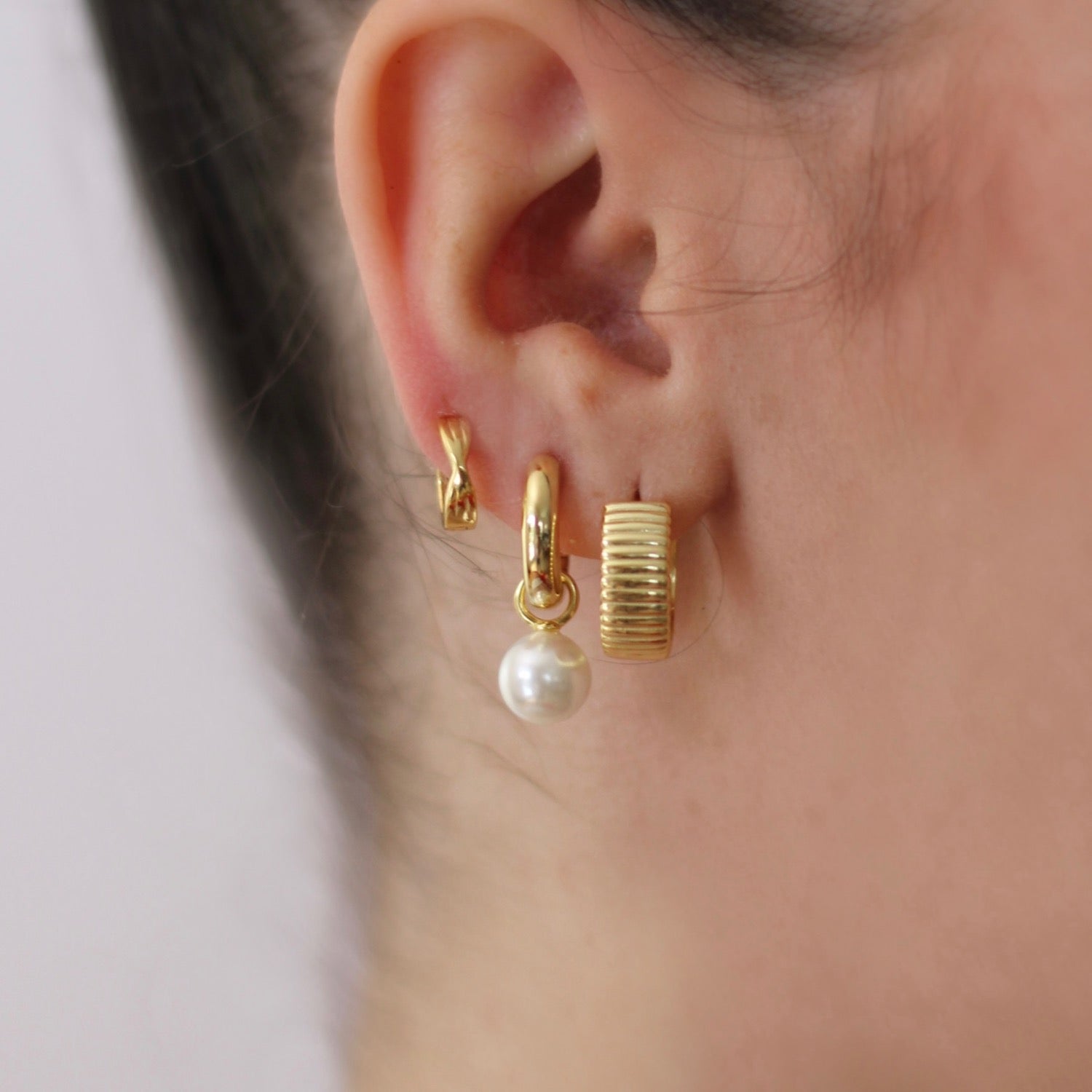 Gold Ribbed Hoop Earrings