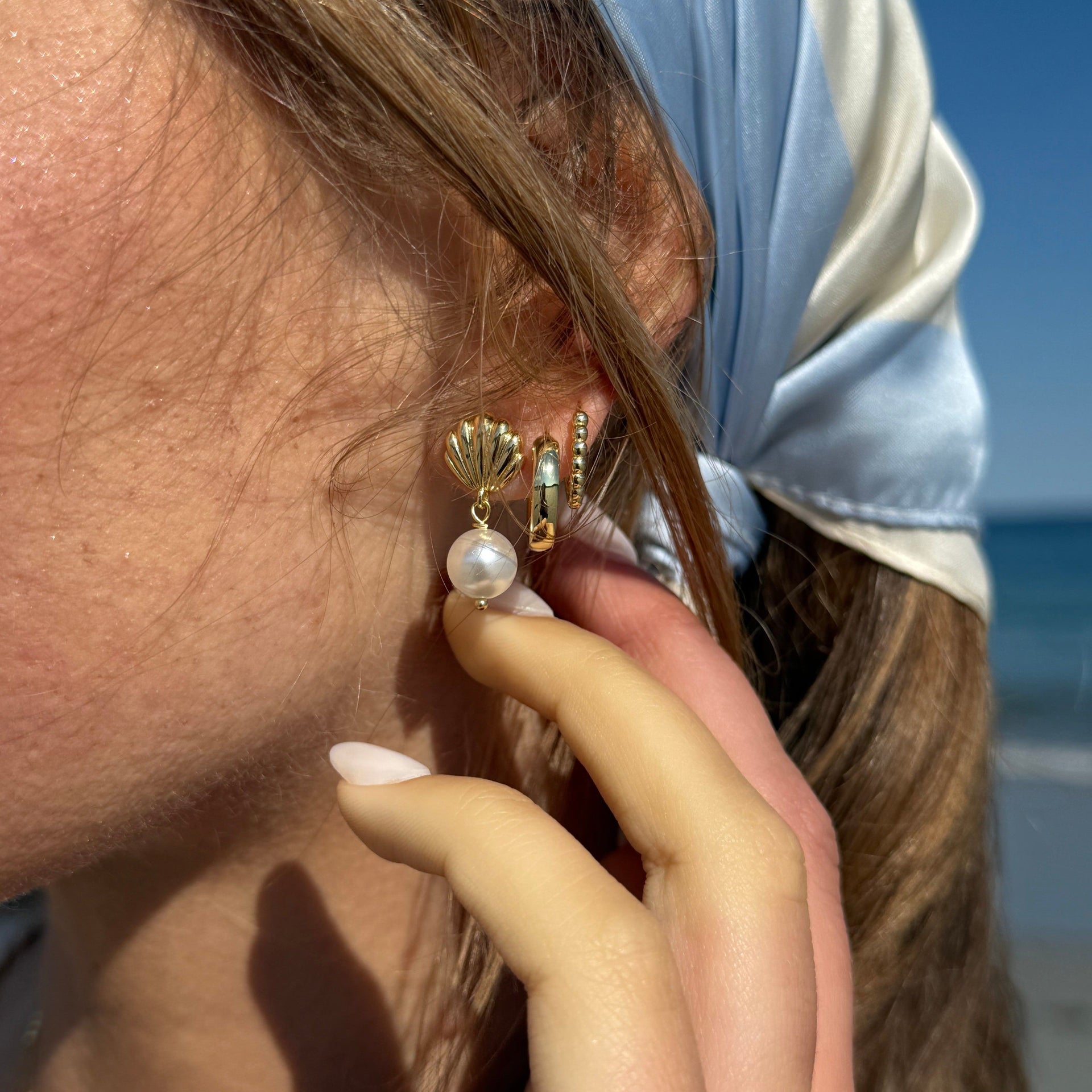 Gold Shell Pearl Dangle Earring