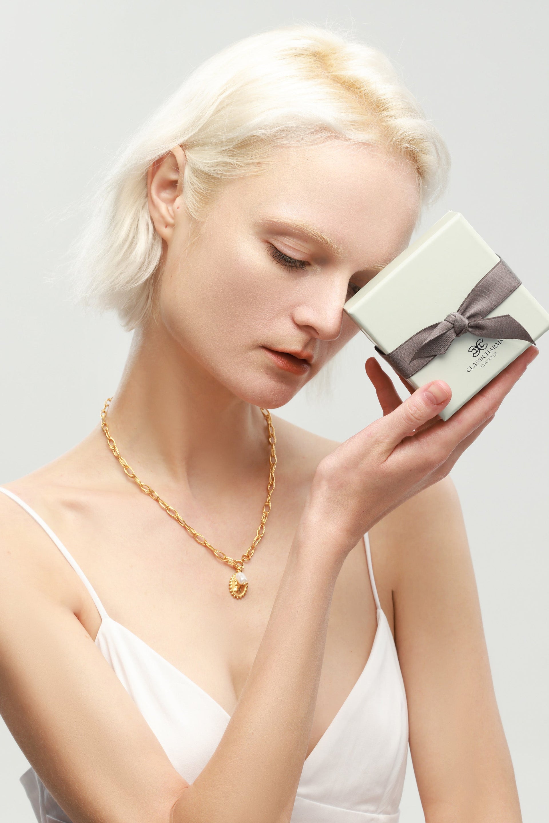 Gold Carved Pendant & Pearl Necklace