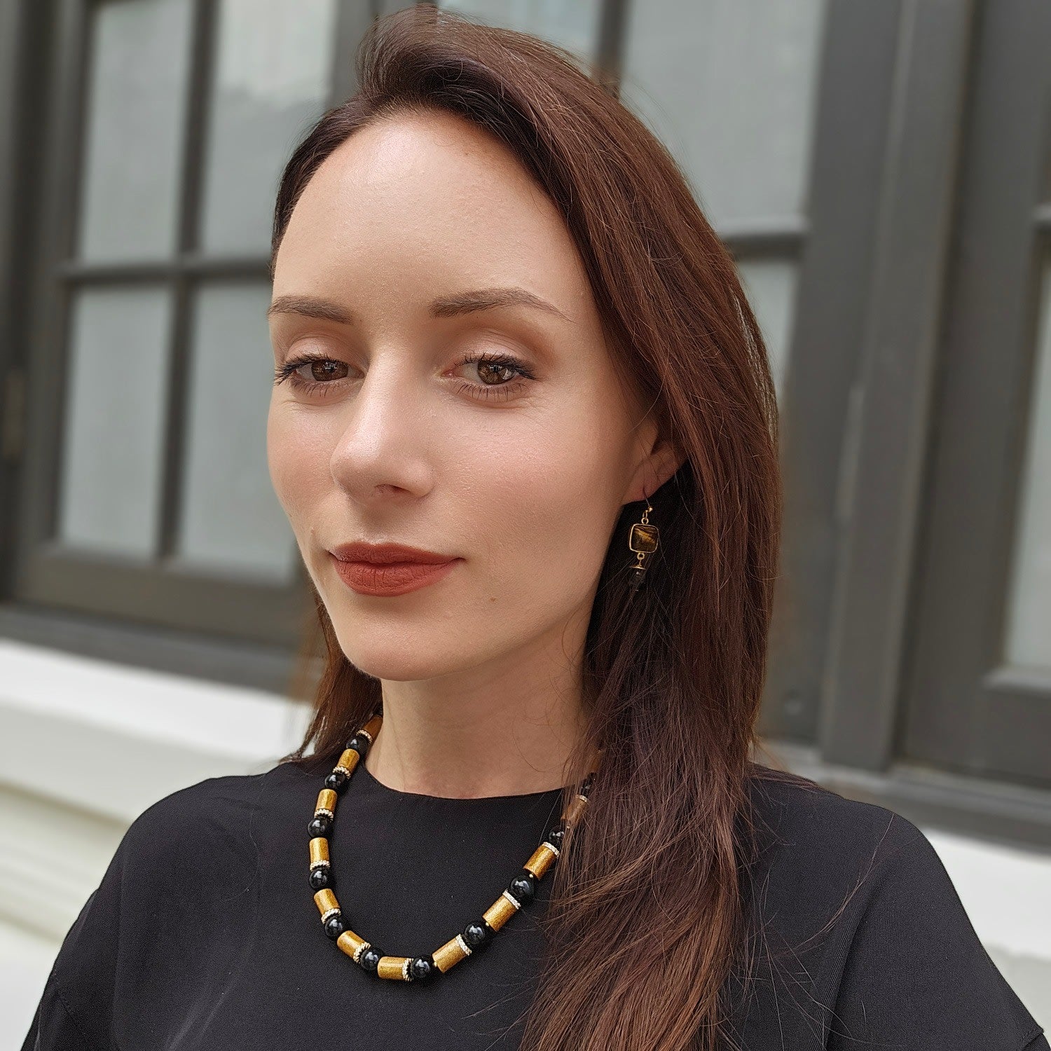 Golden Coral With Black Obsidian Classic Style Necklace