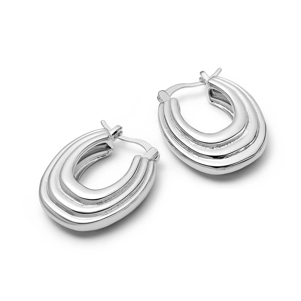 polly-sayer-chunky-ridge-hoop-earrings-silver-plated-daisy-london
