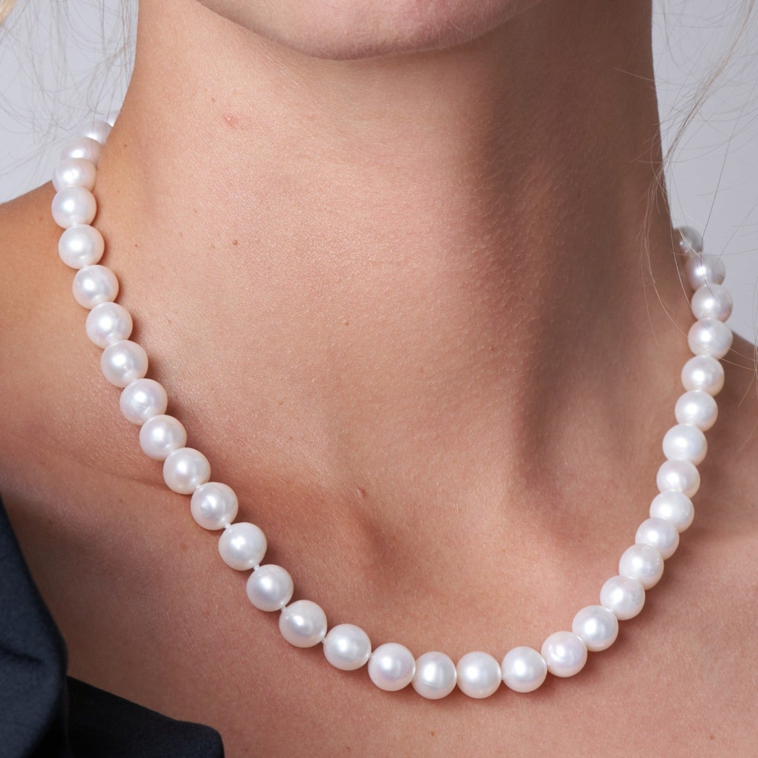 Gratia White Cultured Freshwater Pearl Necklace With Silver Spring Clasp