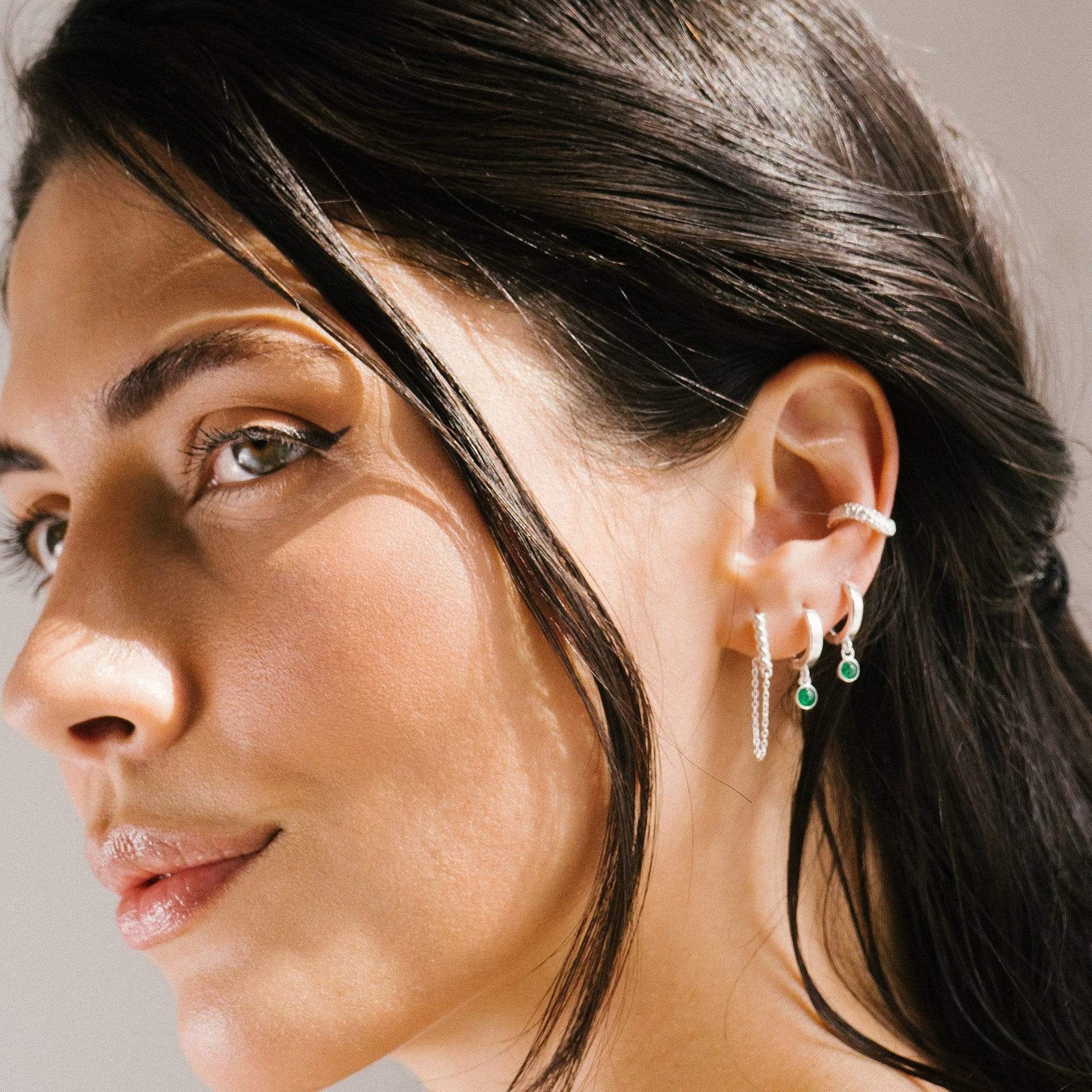 green-aventurine-healing-huggie-hoop-earrings-925-sterling-silver-daisy-london