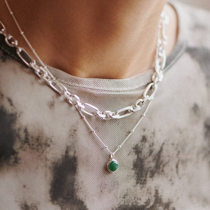green-aventurine-healing-stone-necklace-925-sterling-silver-daisy-london