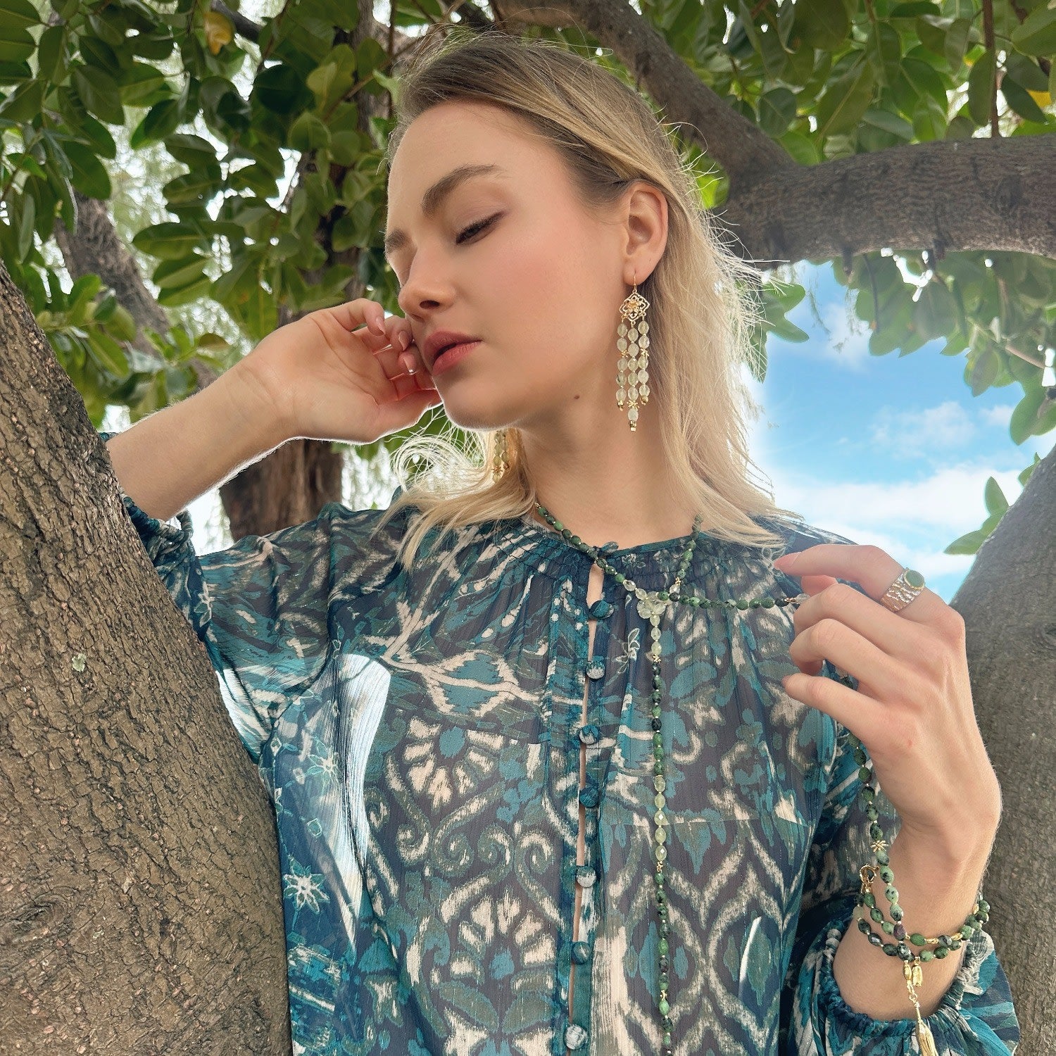 Green Gemstones Beaded Open-Ended Versatile Long Necklace