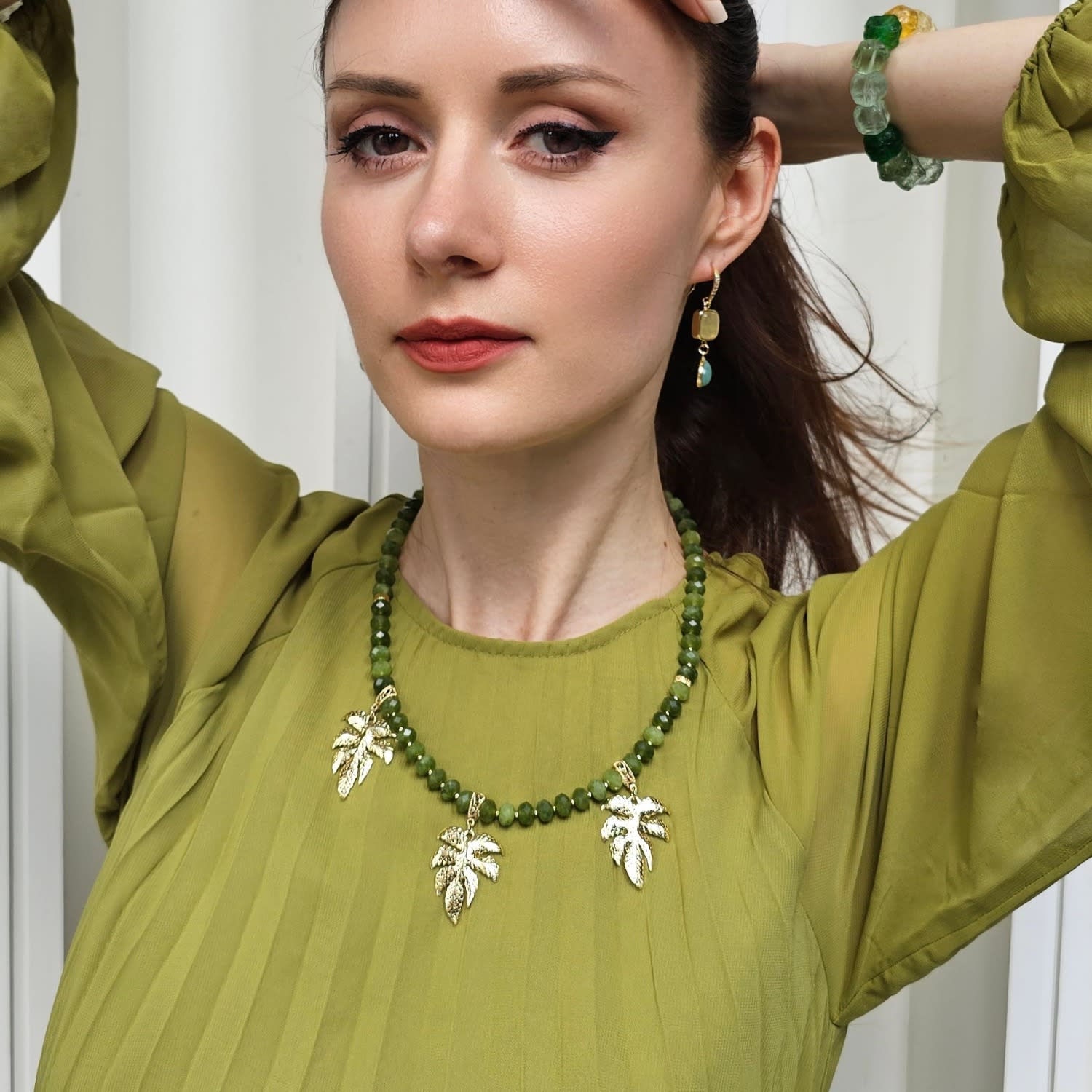 Green Jade With Leaves Pendant Statement Necklace