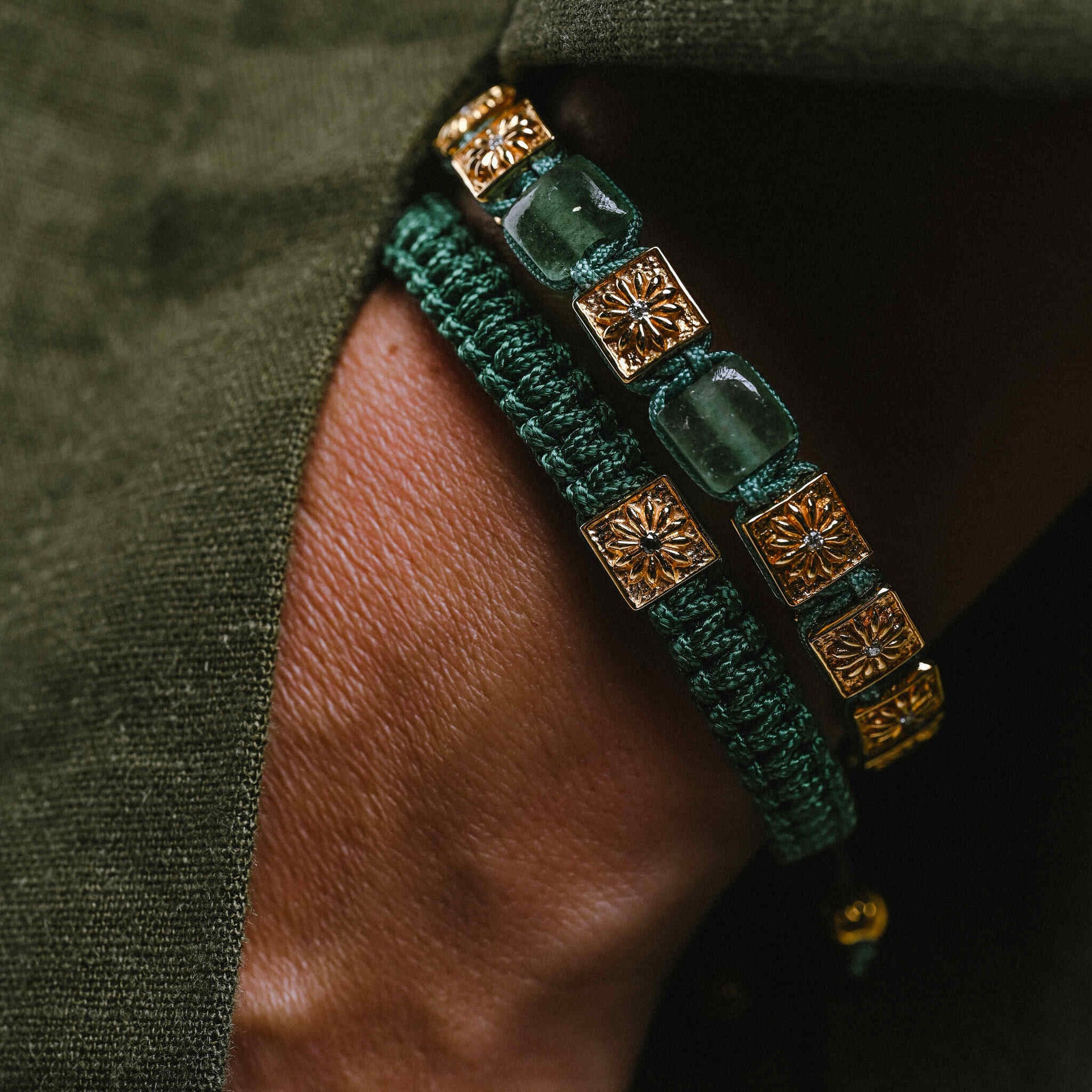 Green Macráme Bracelet In Gold