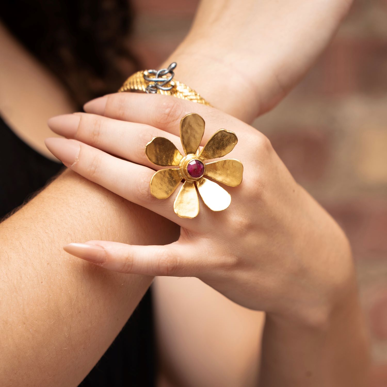 Gulya Ring