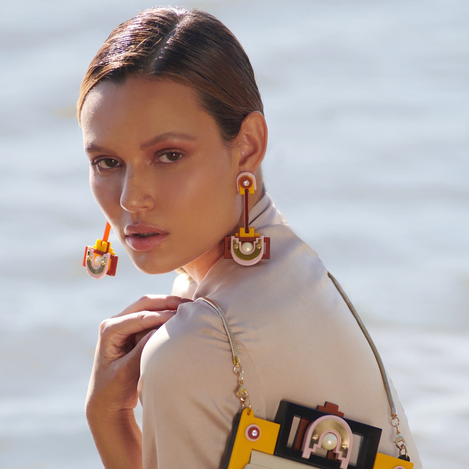 Handmade Acrylic Earring Long Maya / Candy Pink